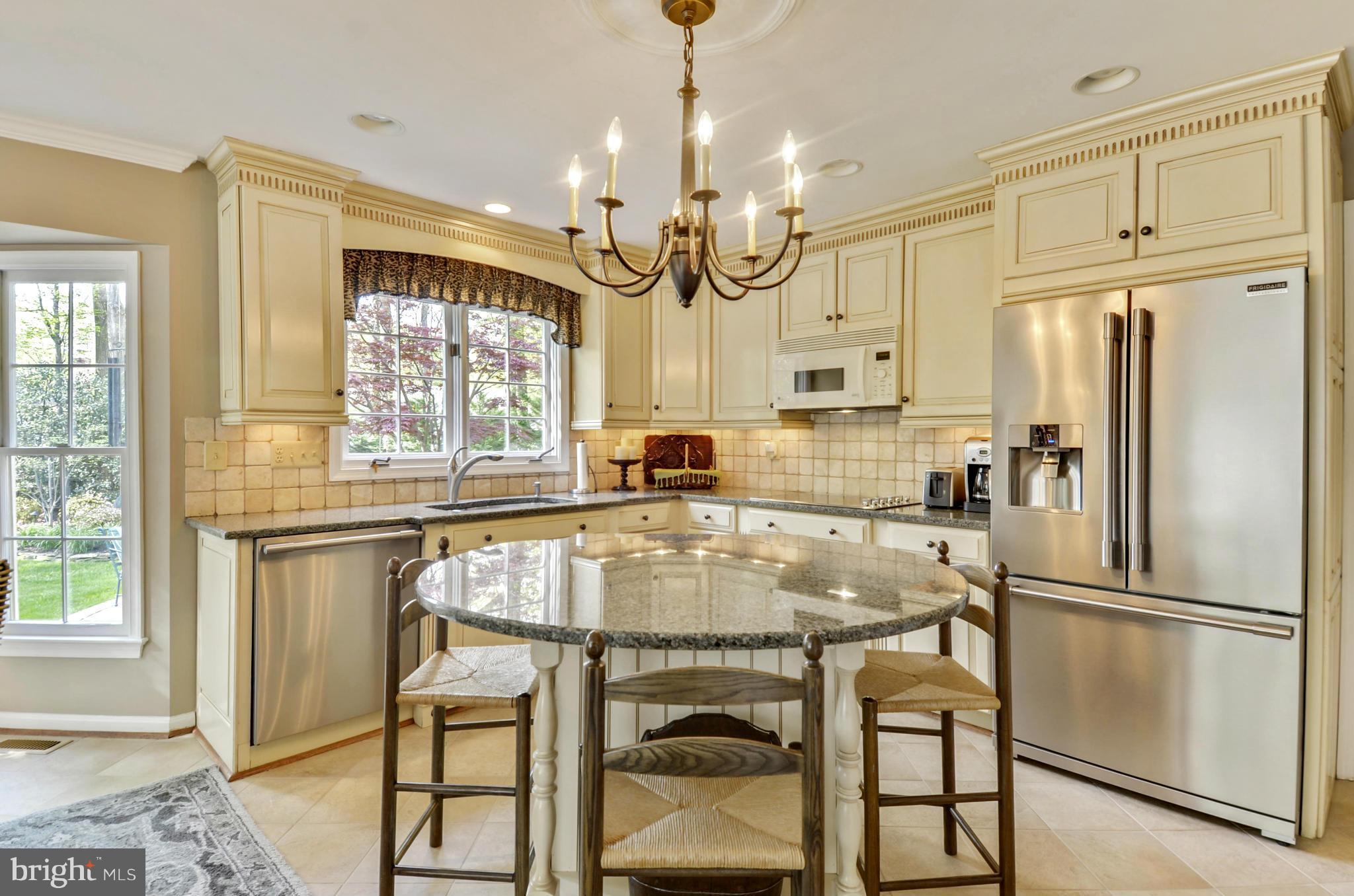 COLLINGWOOD SPRINGS - Residential