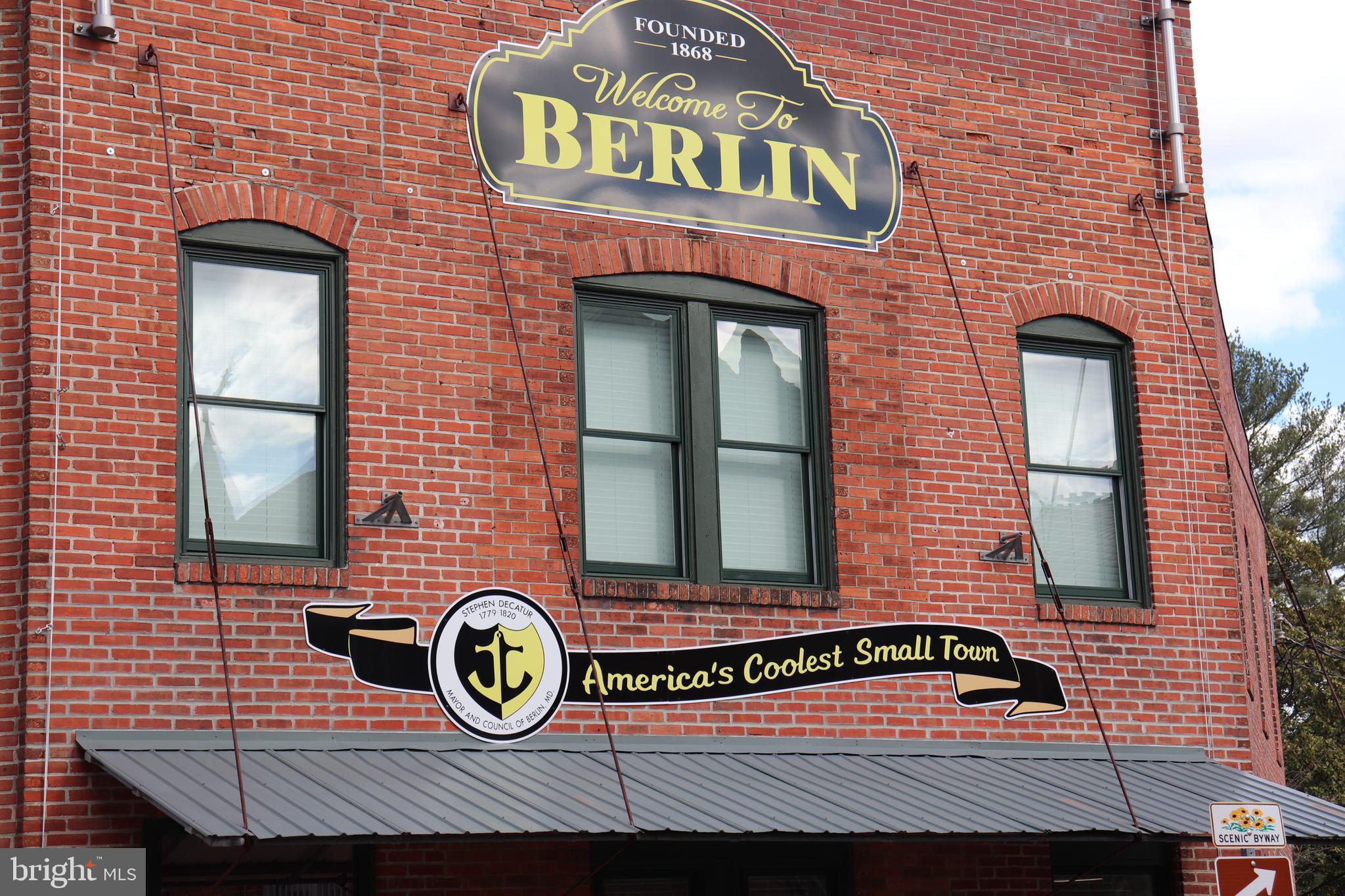 FRANKLIN SQUARE - Residential