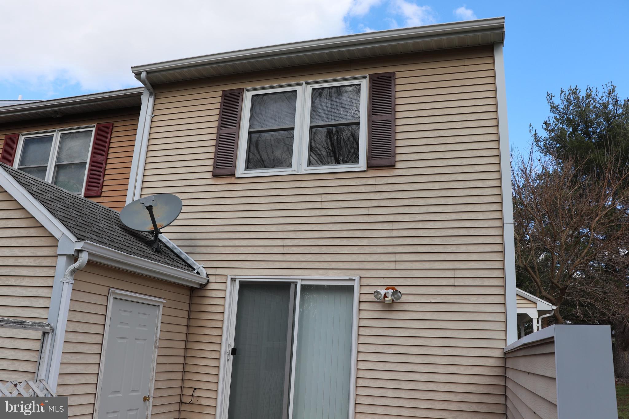 FRANKLIN SQUARE - Residential