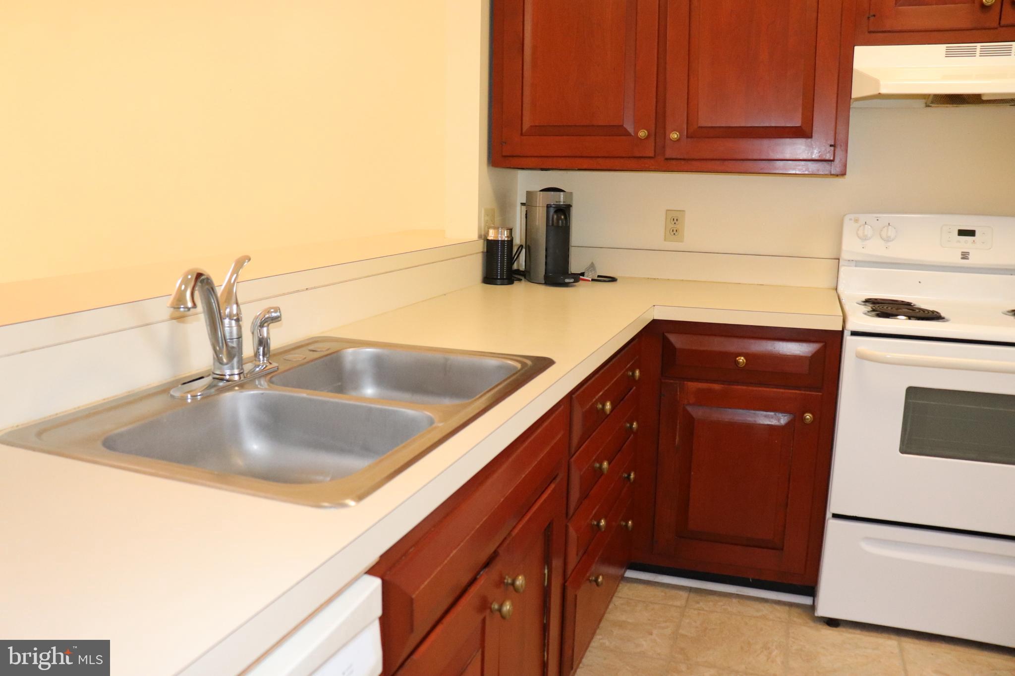 FRANKLIN SQUARE - Residential