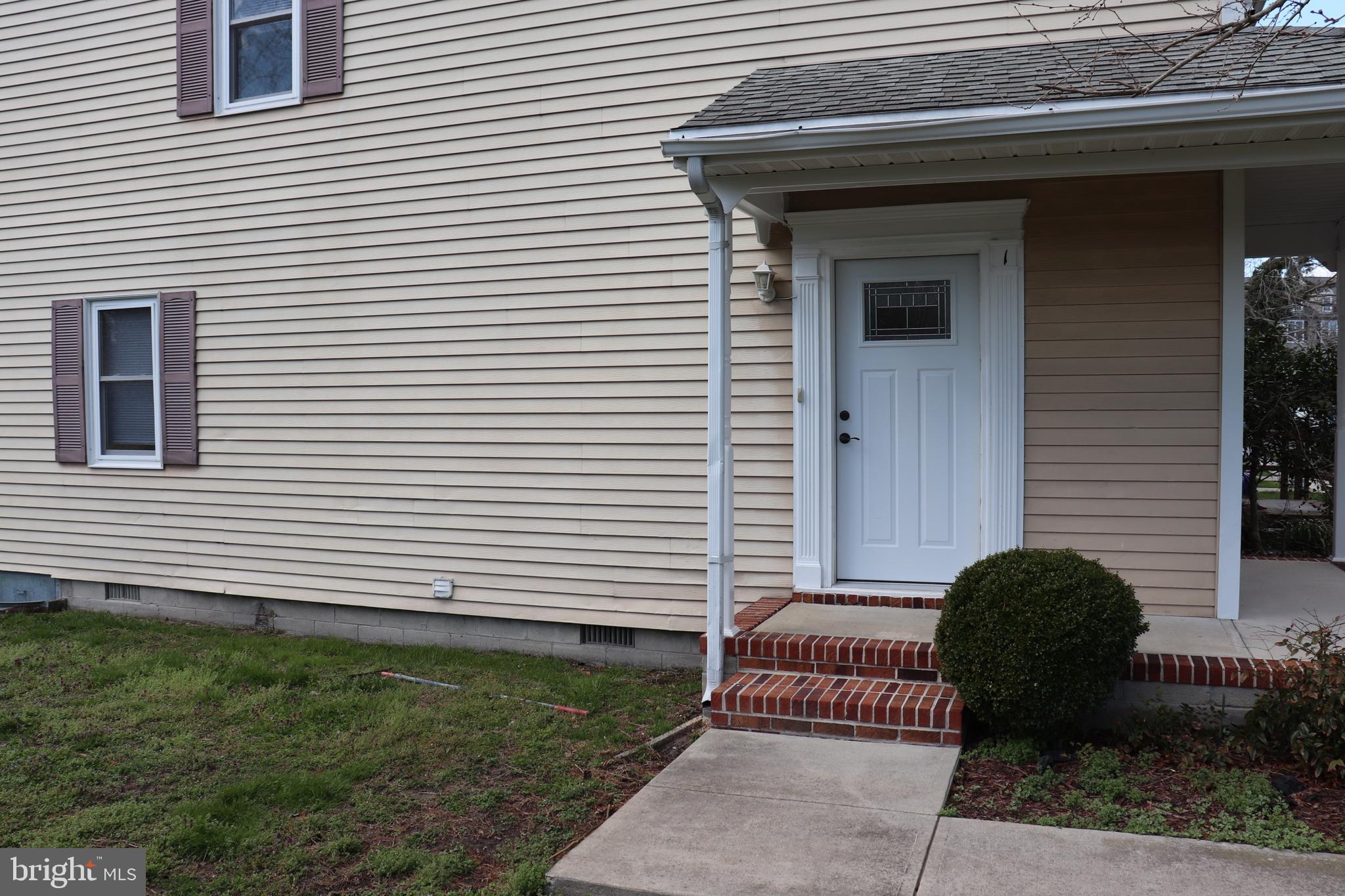 1 FRANKLIN SQUARE A1