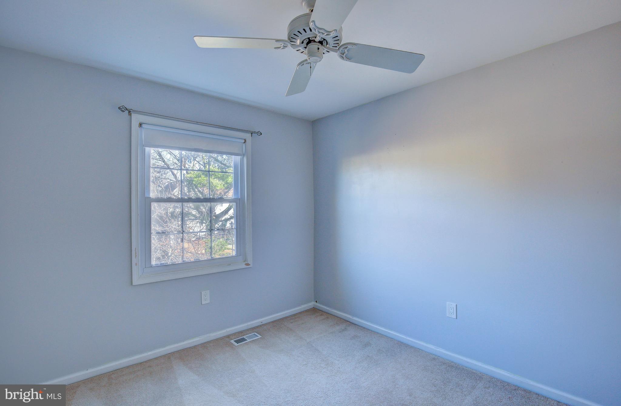 CROFTON MEWS CONDO - Residential Lease