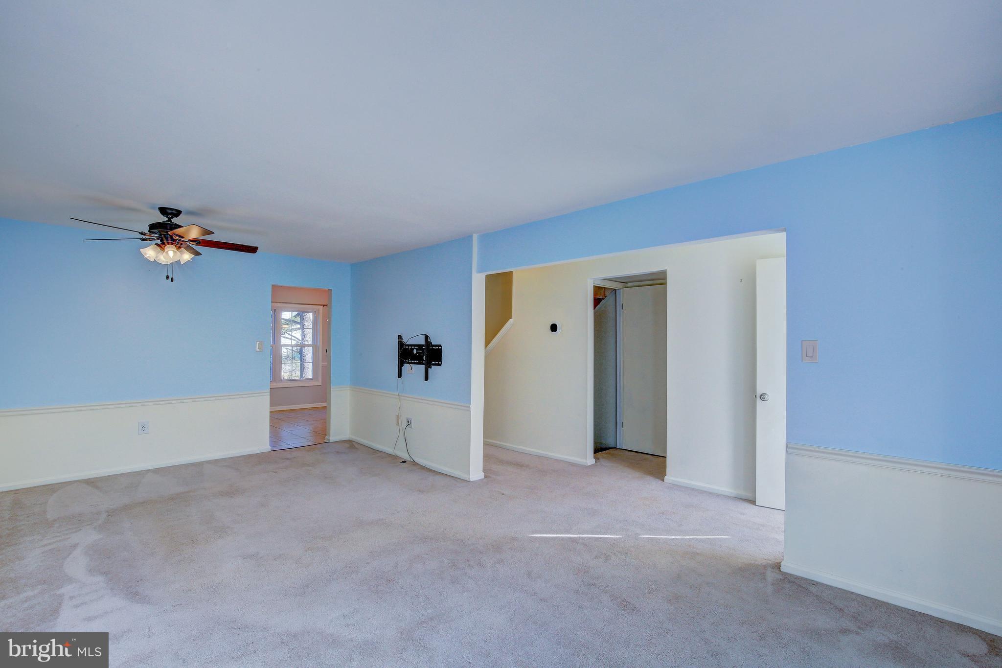 CROFTON MEWS CONDO - Residential Lease