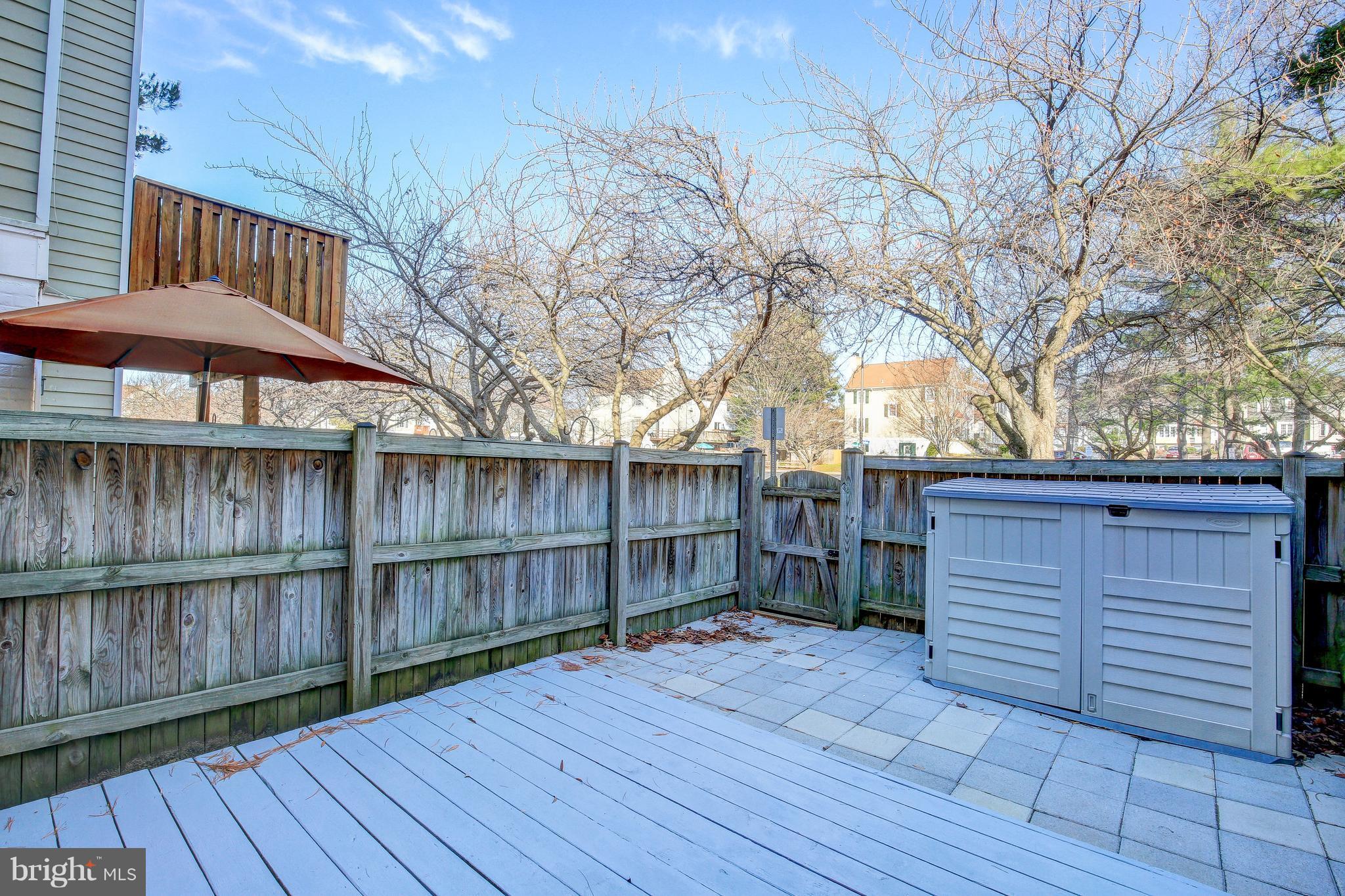 CROFTON MEWS CONDO - Residential Lease