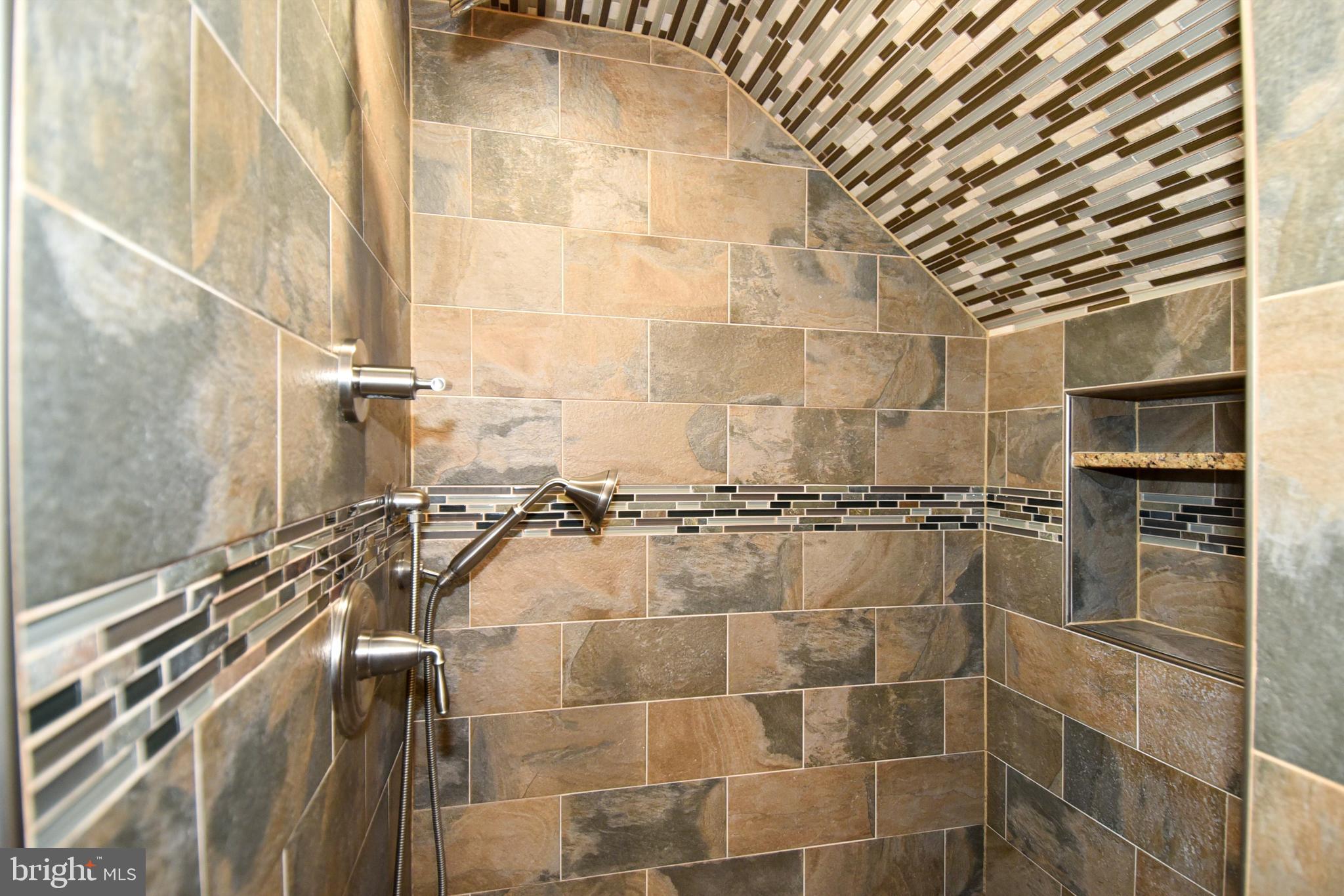 SPRINGDALE ESTATES - Residential Lease