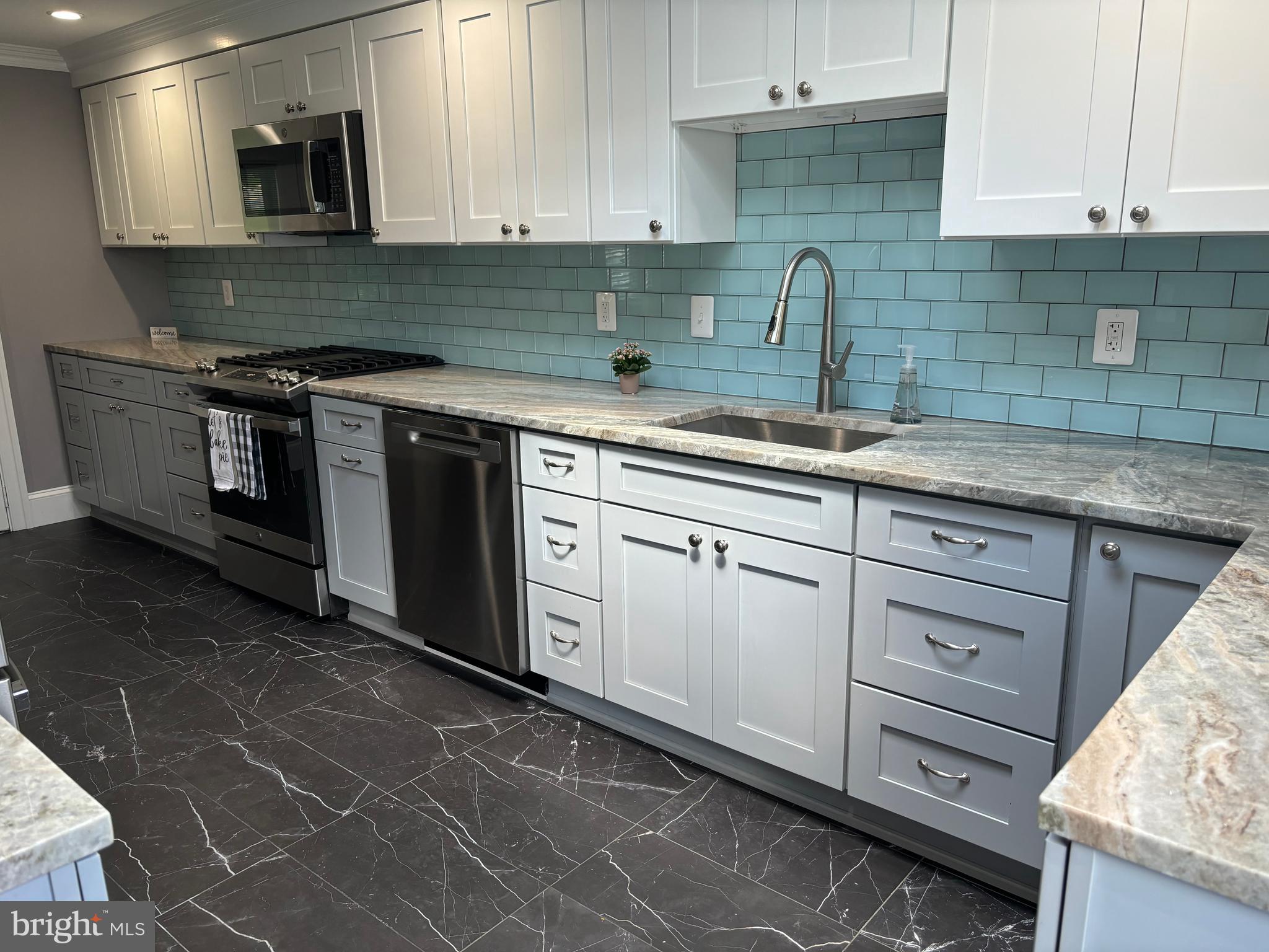 SPRINGDALE ESTATES - Residential Lease