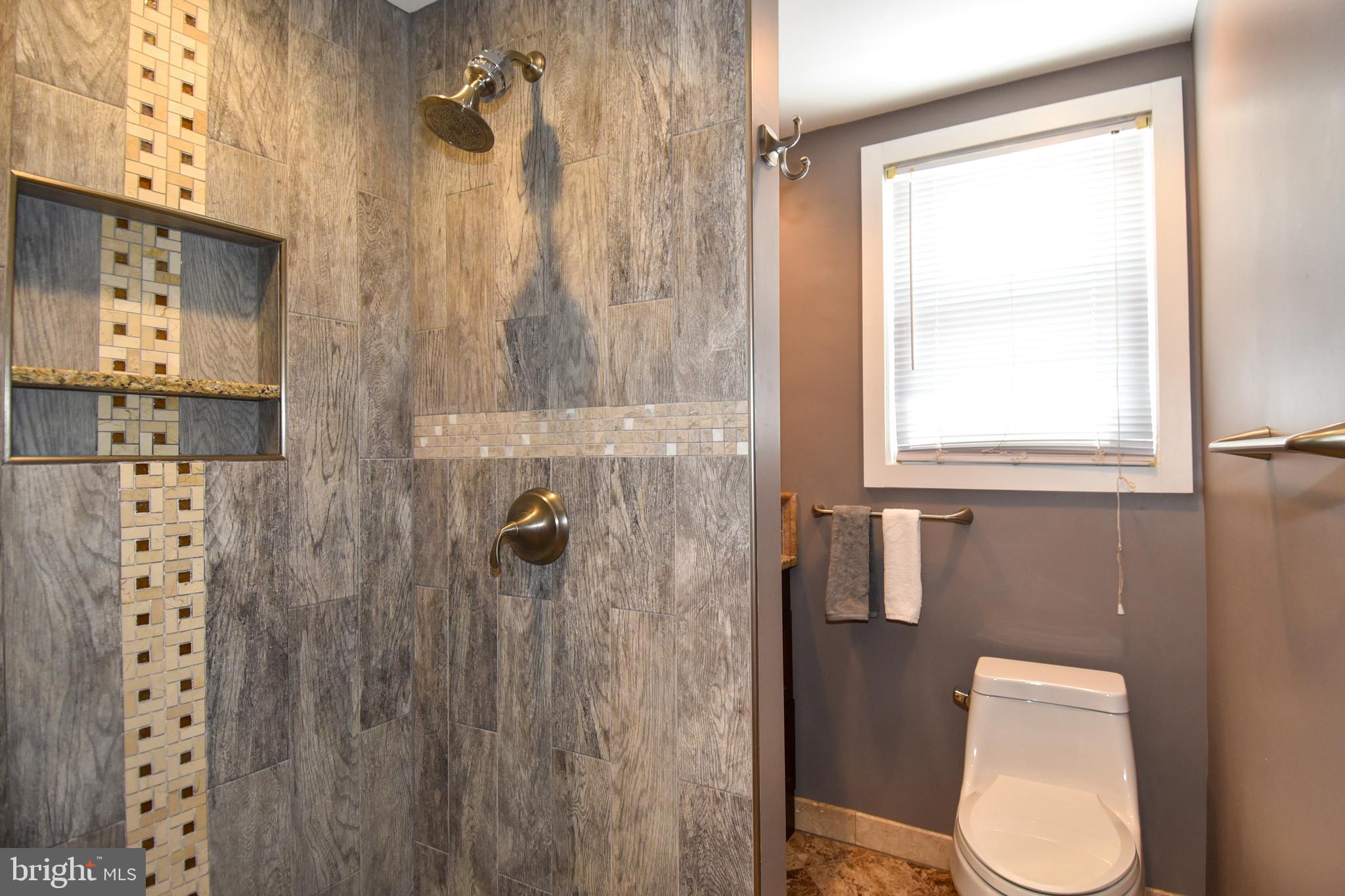 SPRINGDALE ESTATES - Residential Lease