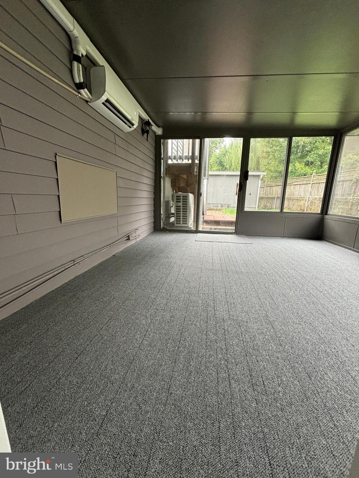 SPRINGDALE ESTATES - Residential Lease