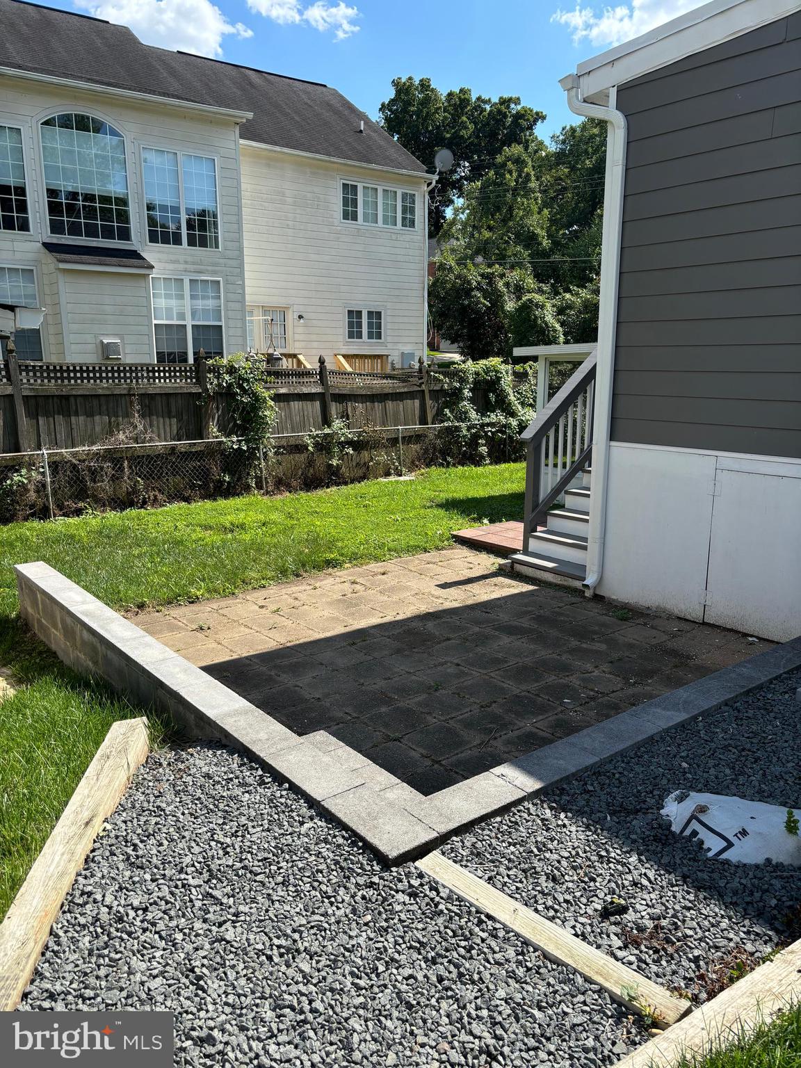 SPRINGDALE ESTATES - Residential Lease