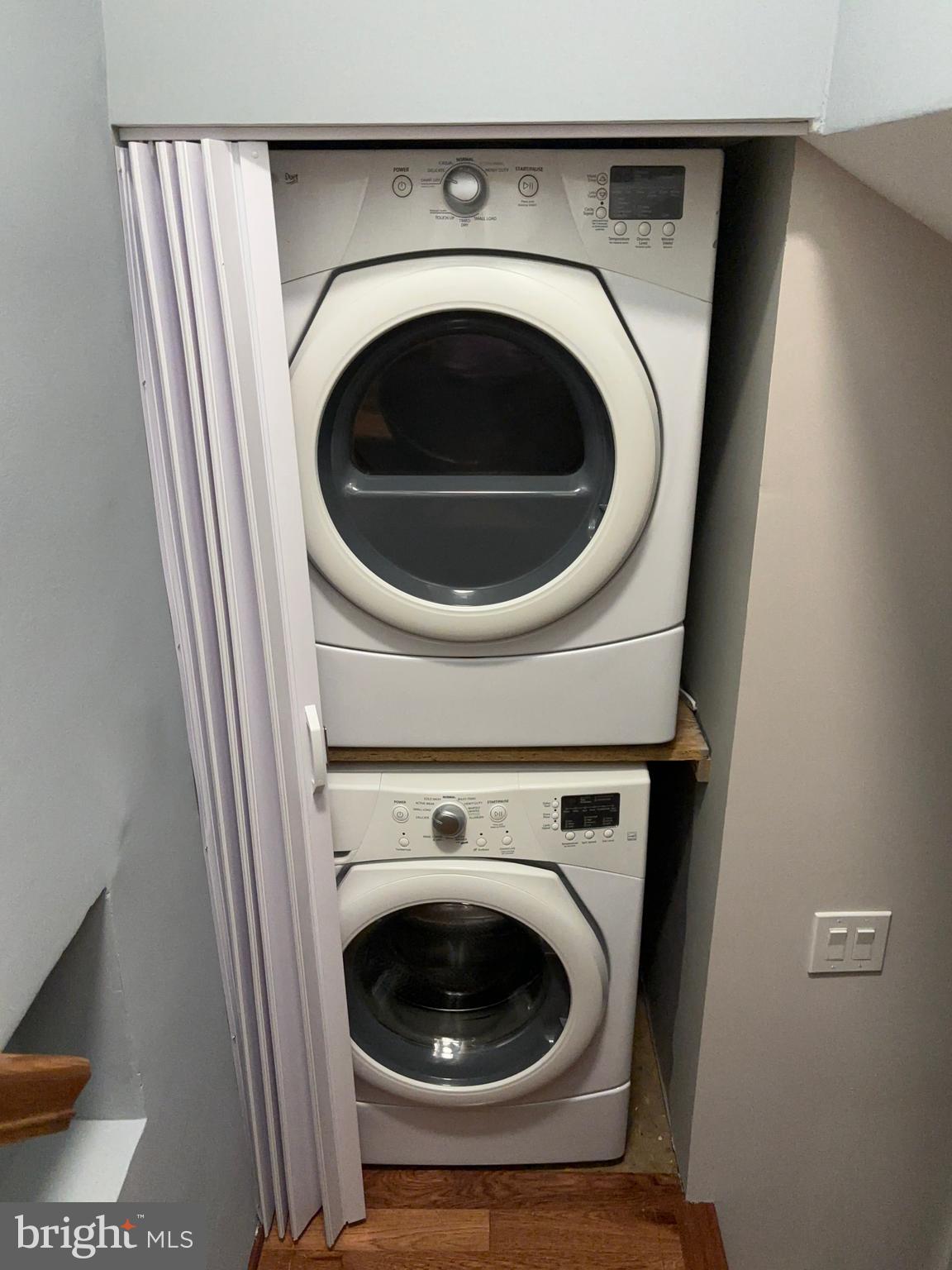 SPRINGDALE ESTATES - Residential Lease