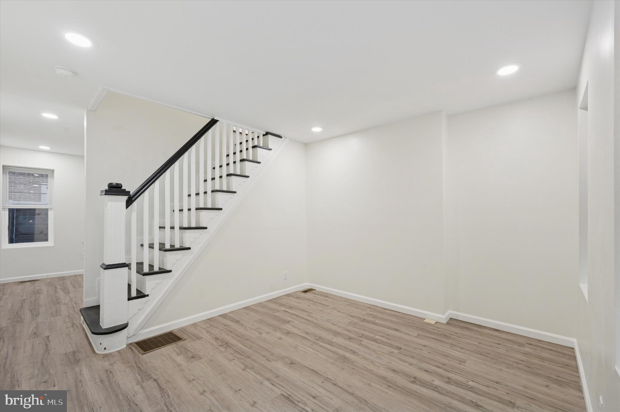 NEWBOLD - Residential