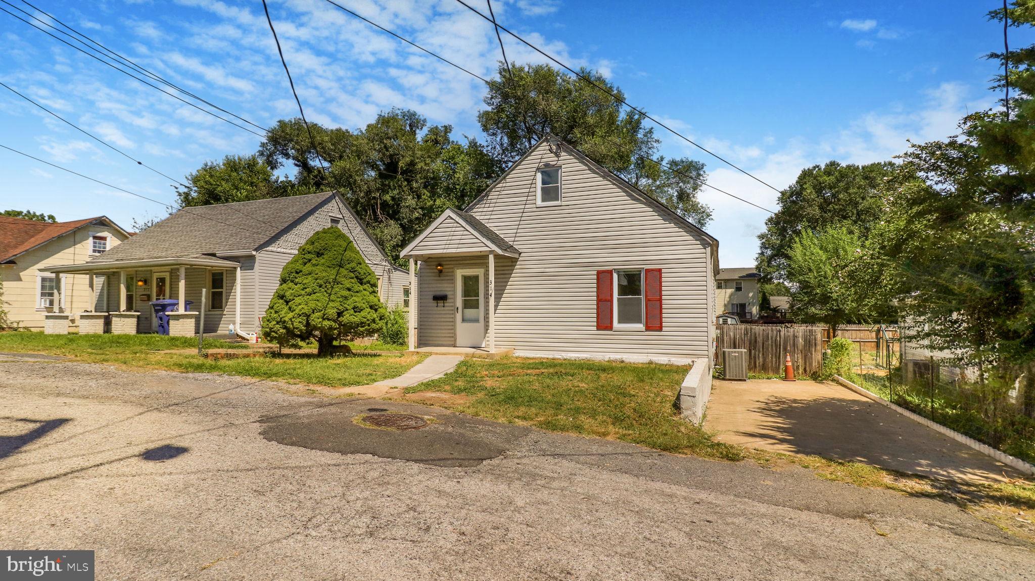 FRONT ROYAL - Residential