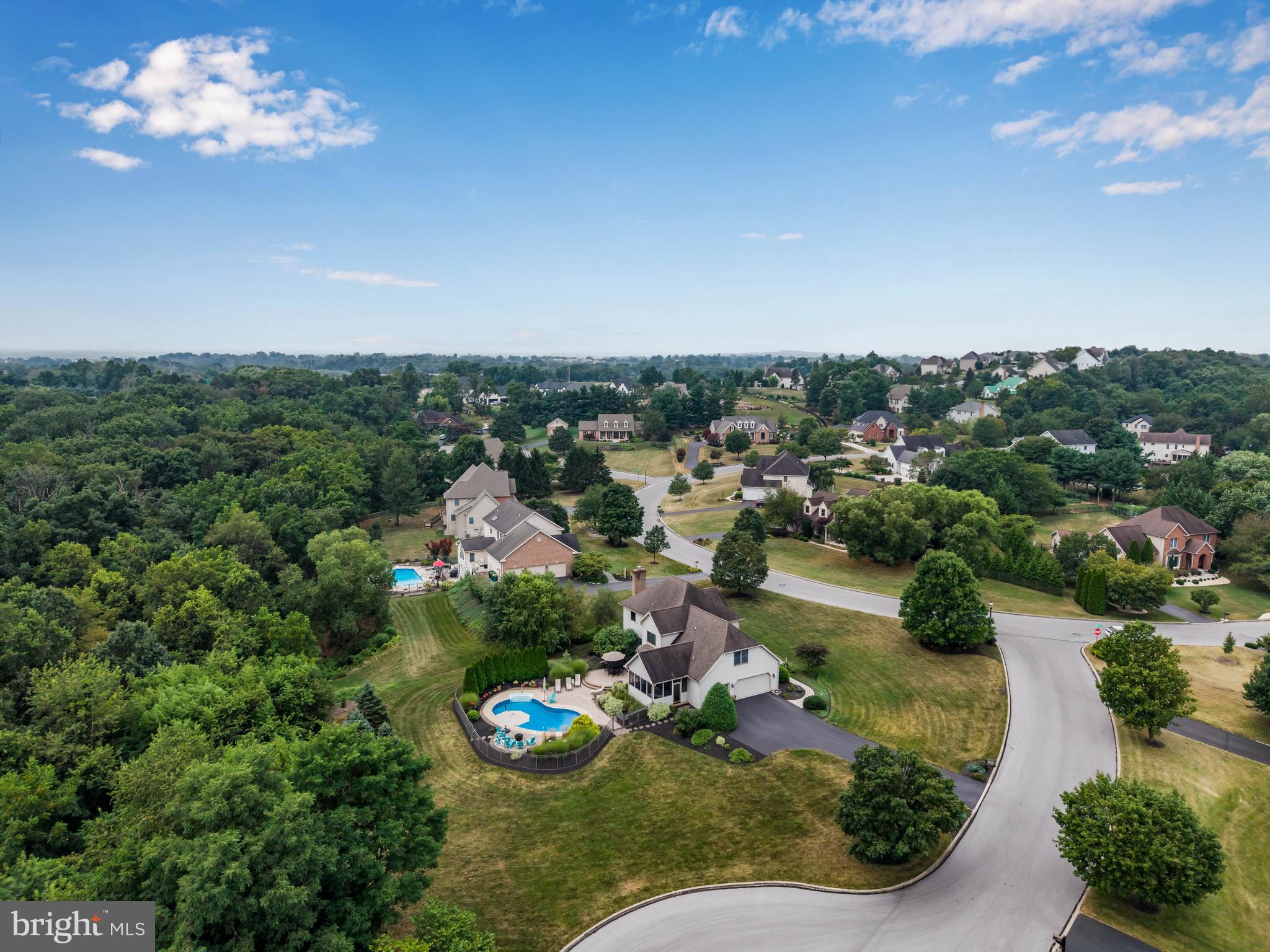 SIGNAL HILL - Residential