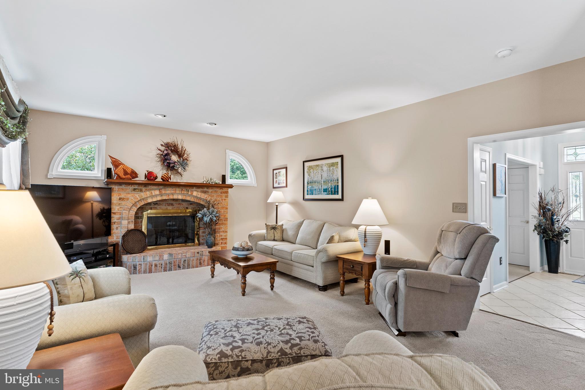 SIGNAL HILL - Residential