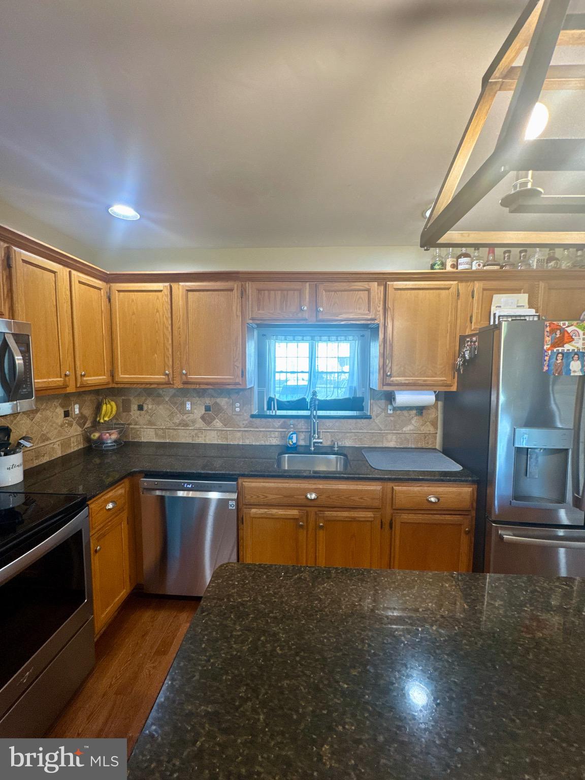 CANTERBURY WOODS - Residential