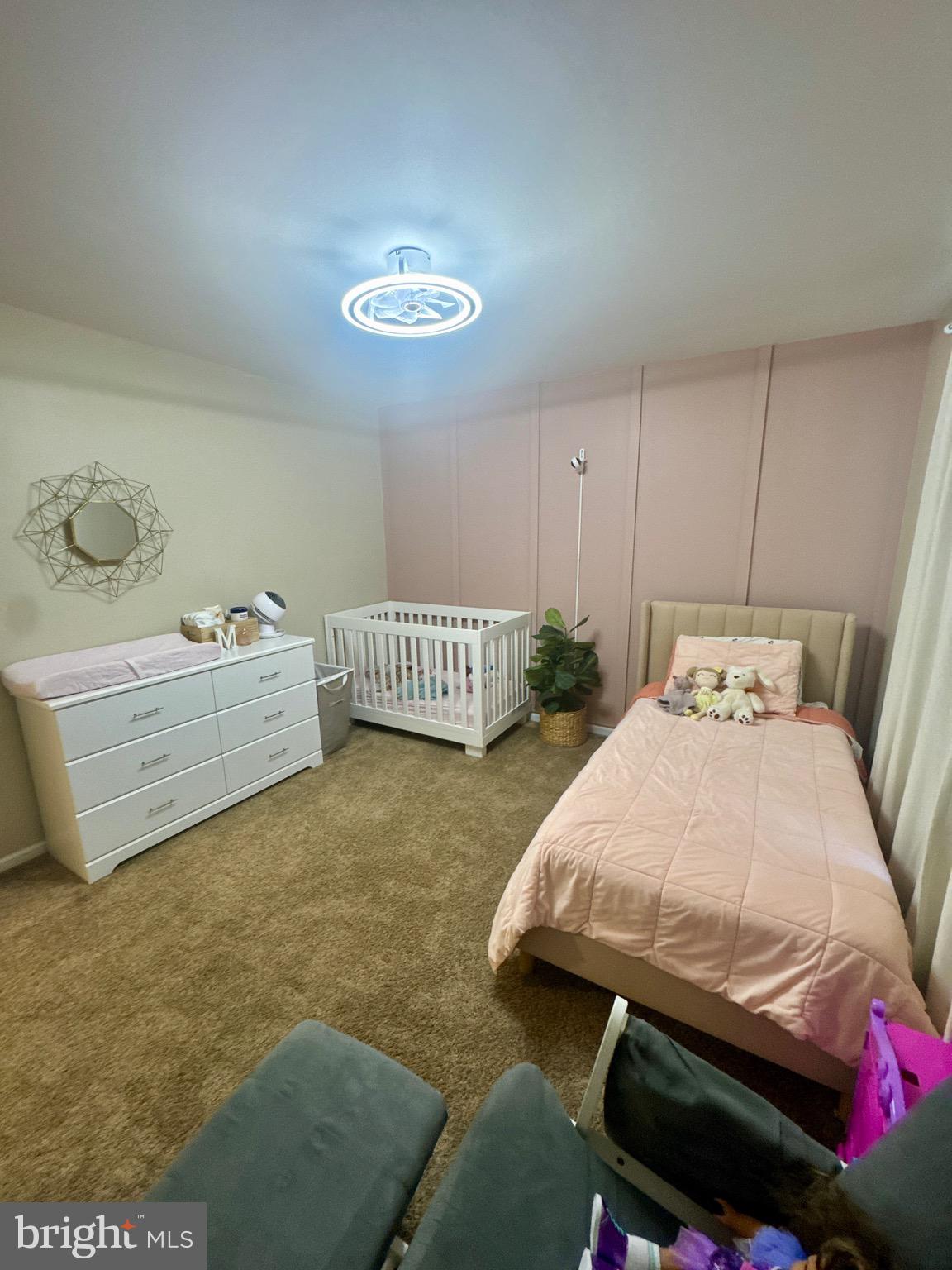 CANTERBURY WOODS - Residential