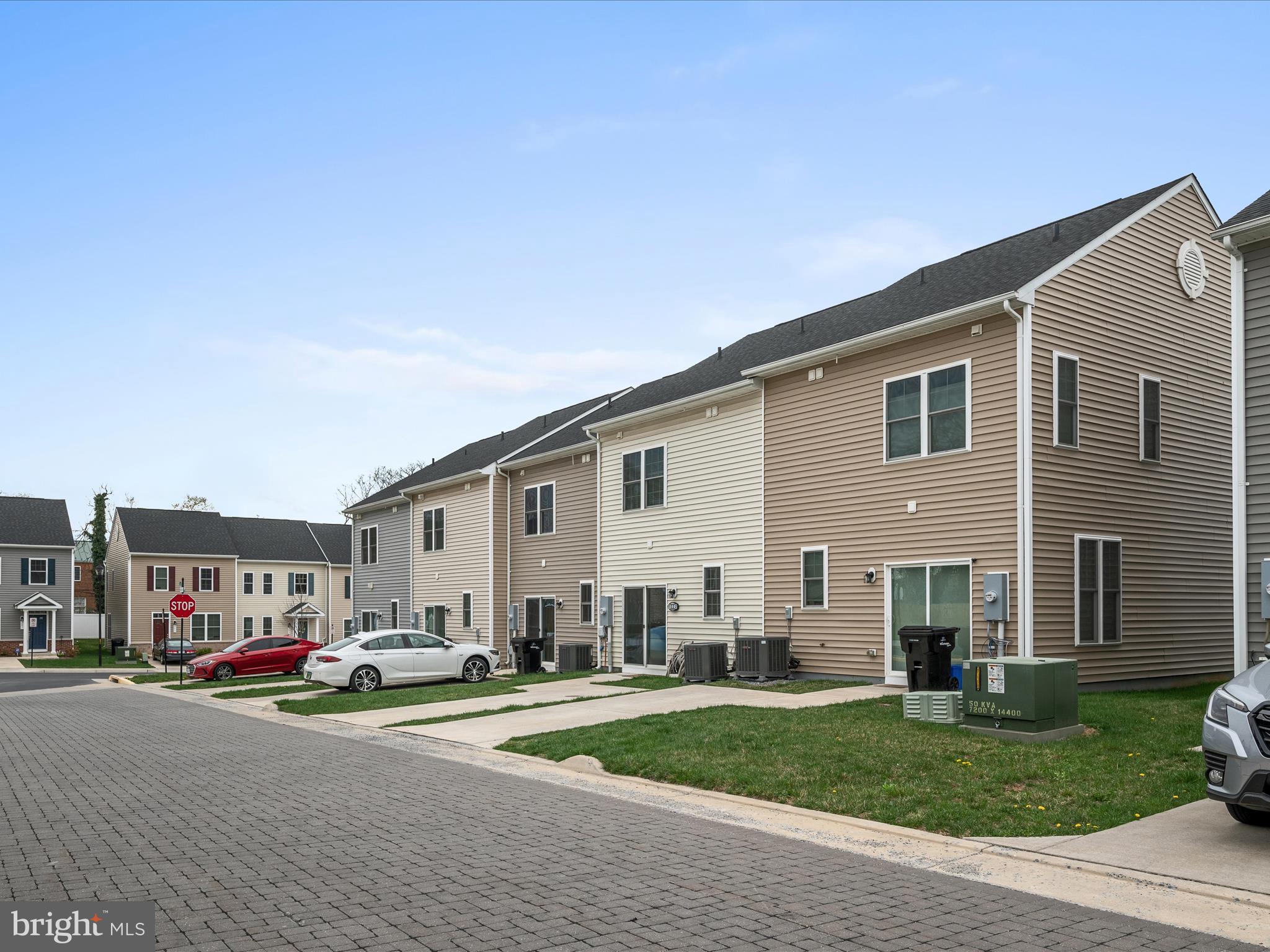 TOWNS AT BROOKS MANOR - Residential