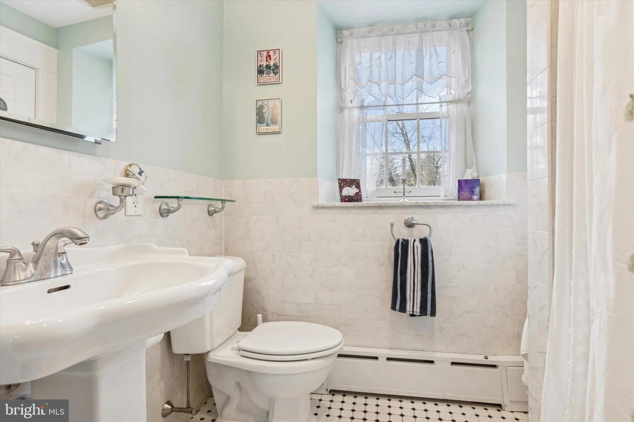 Philadelphia, Pennsylvania 19119, United States, 5 Bedrooms Bedrooms, ,3 BathroomsBathrooms,Residential,Coming Soon,218317