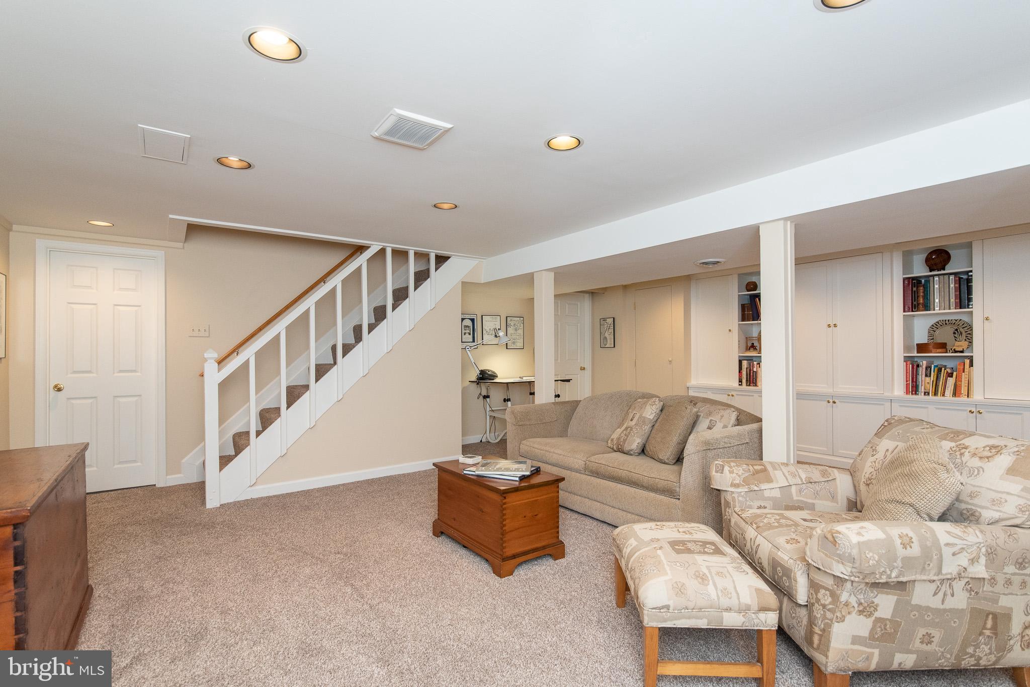 MARSHALEE ESTATES - Residential