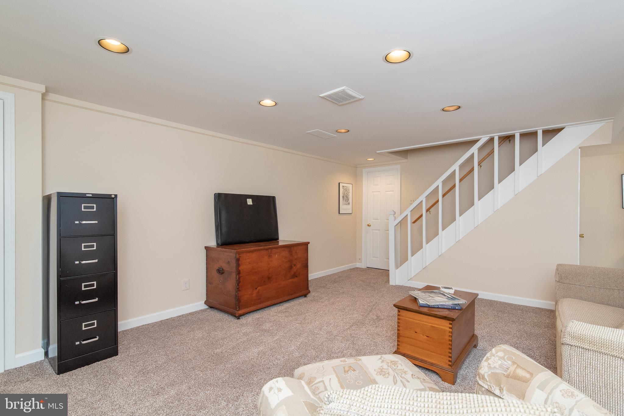 MARSHALEE ESTATES - Residential