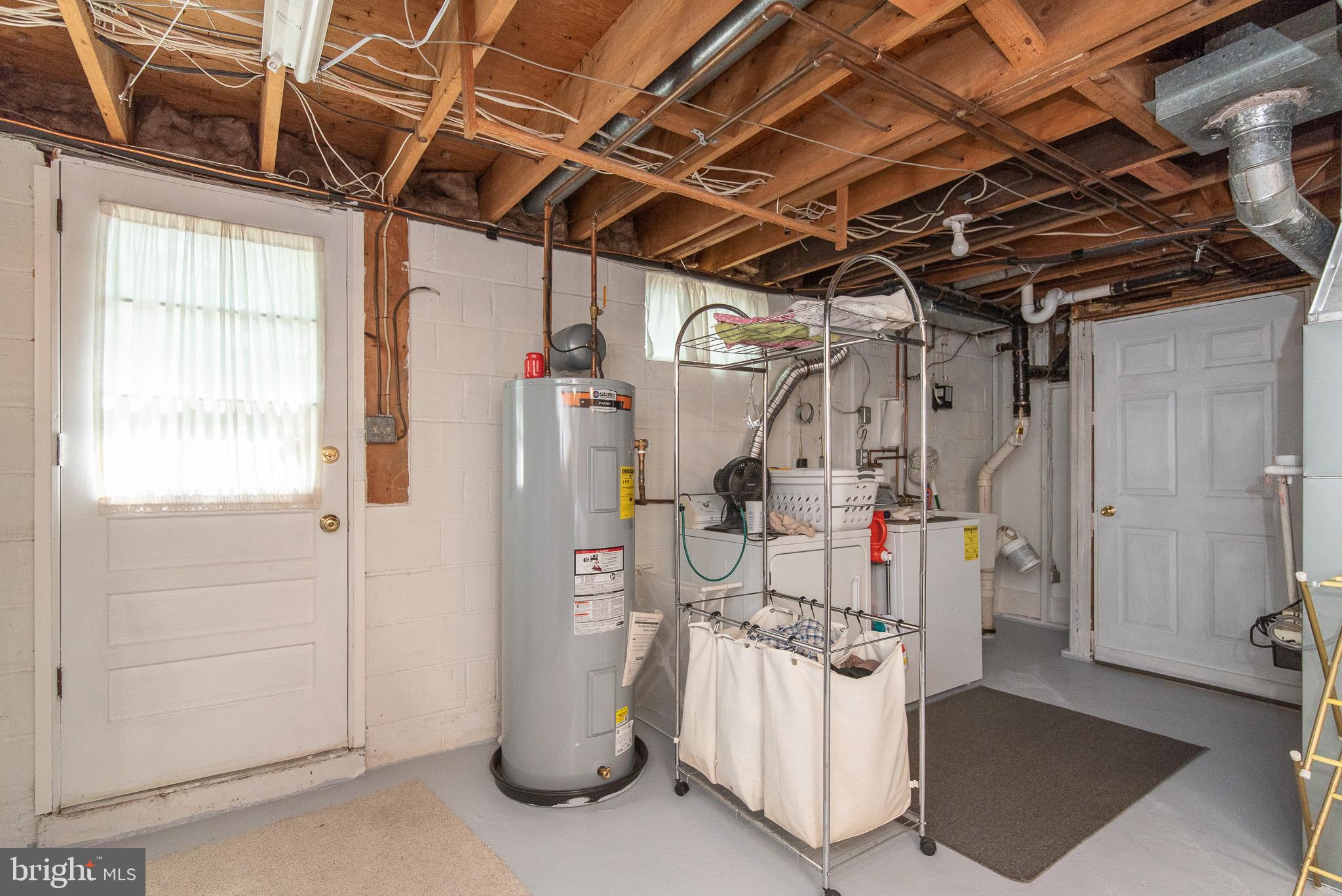 MARSHALEE ESTATES - Residential