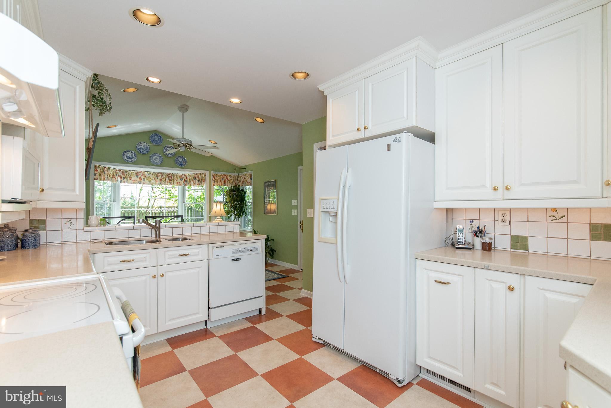 MARSHALEE ESTATES - Residential