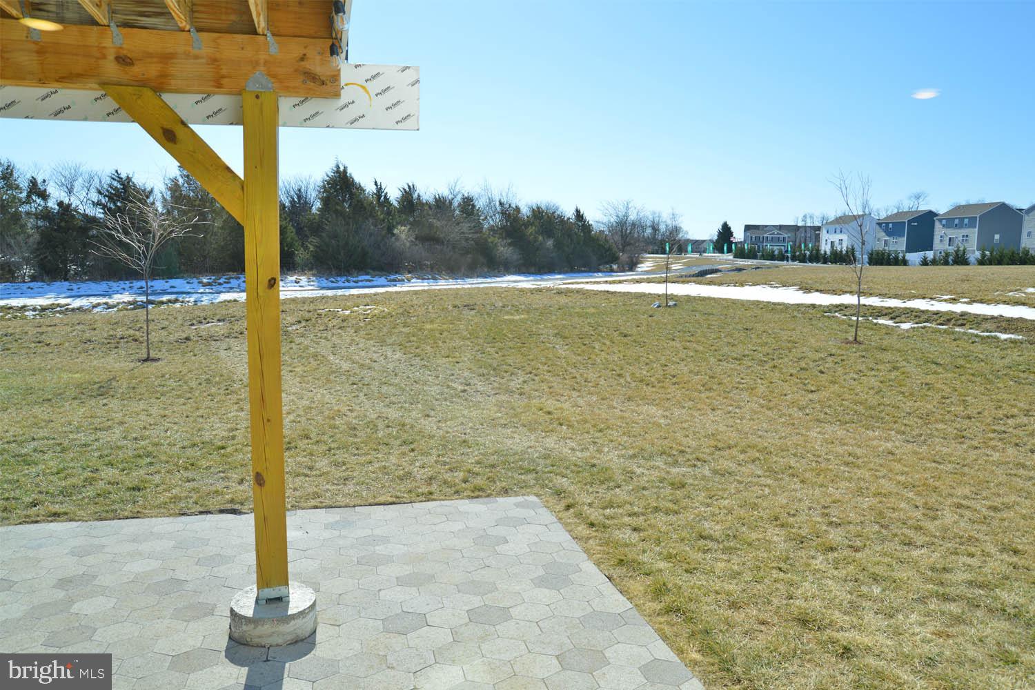 MAGNOLIA SPRINGS - Residential Lease