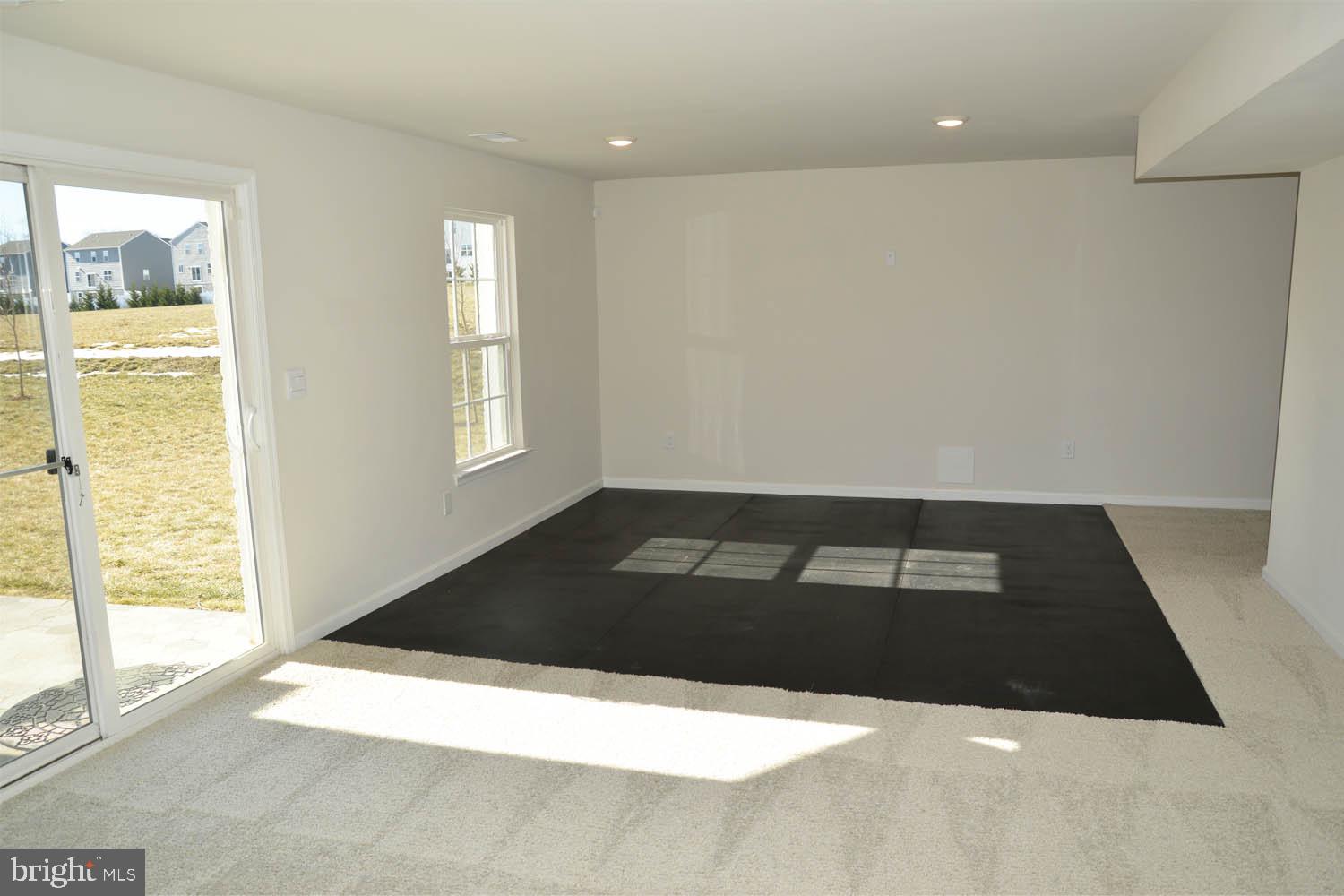 MAGNOLIA SPRINGS - Residential Lease