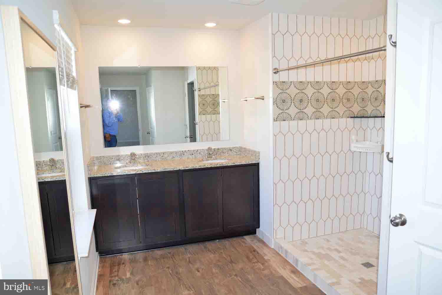 MAGNOLIA SPRINGS - Residential Lease