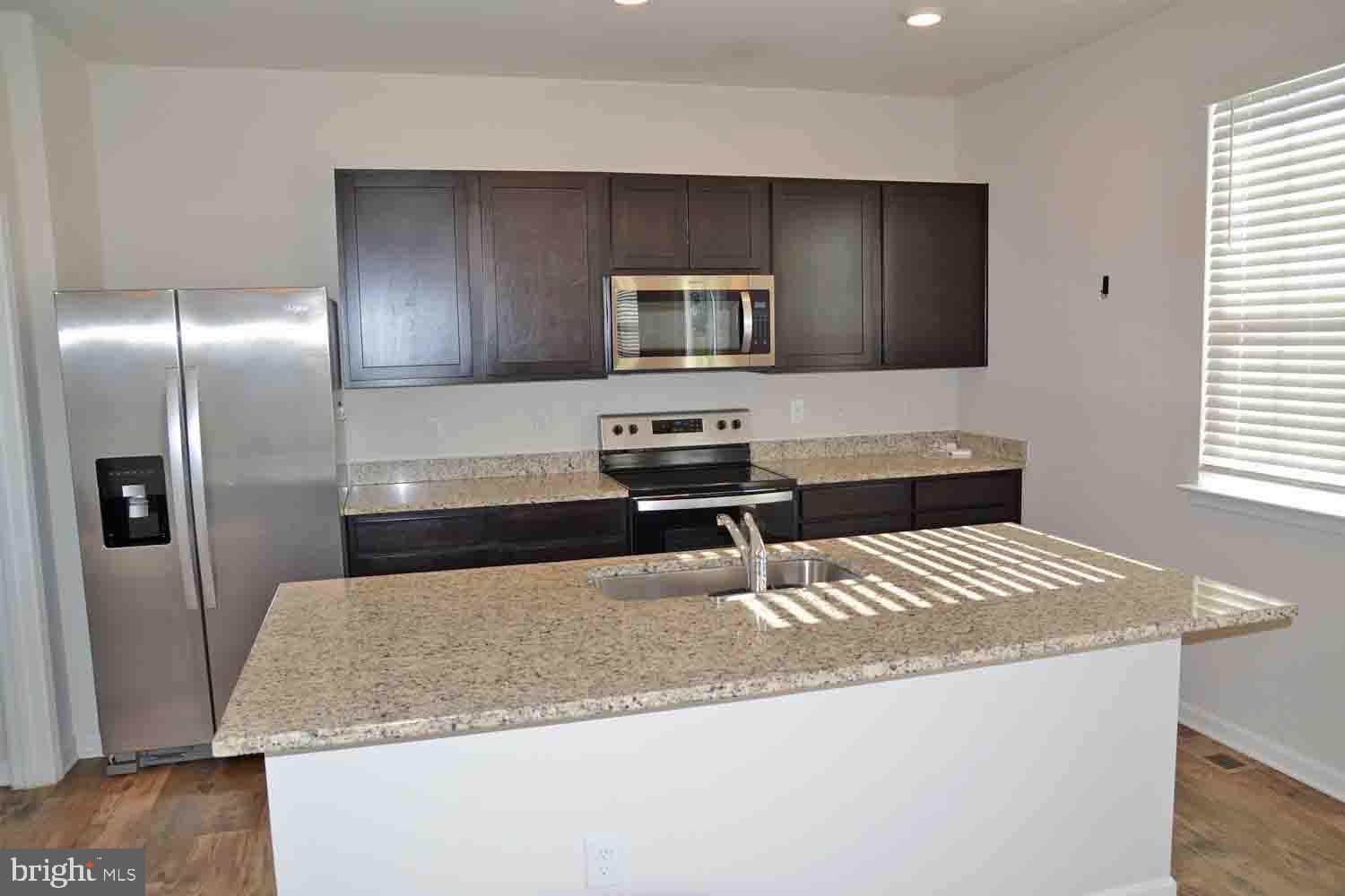 MAGNOLIA SPRINGS - Residential Lease