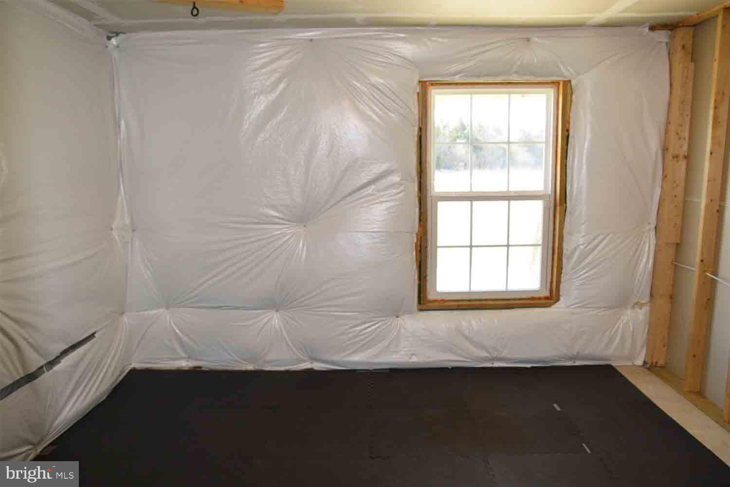 MAGNOLIA SPRINGS - Residential Lease