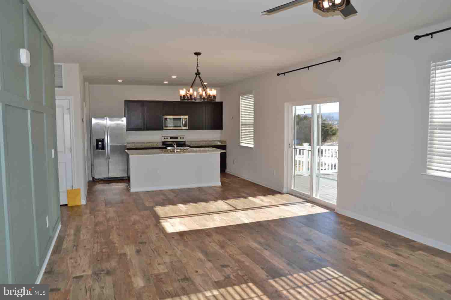 MAGNOLIA SPRINGS - Residential Lease