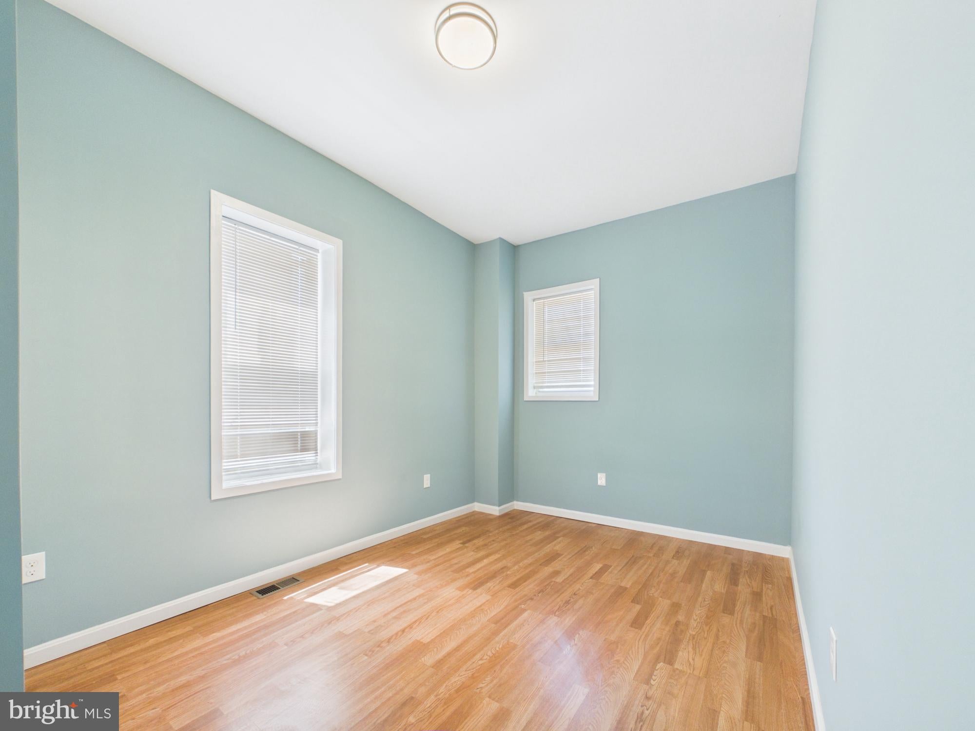 3812 PARK HEIGHTS