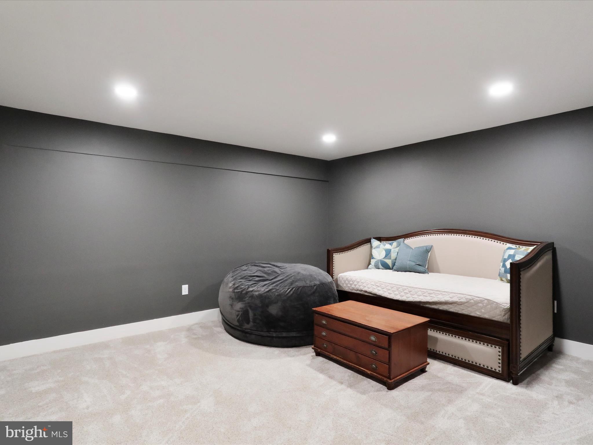 ROCK HILL ESTATES - Residential