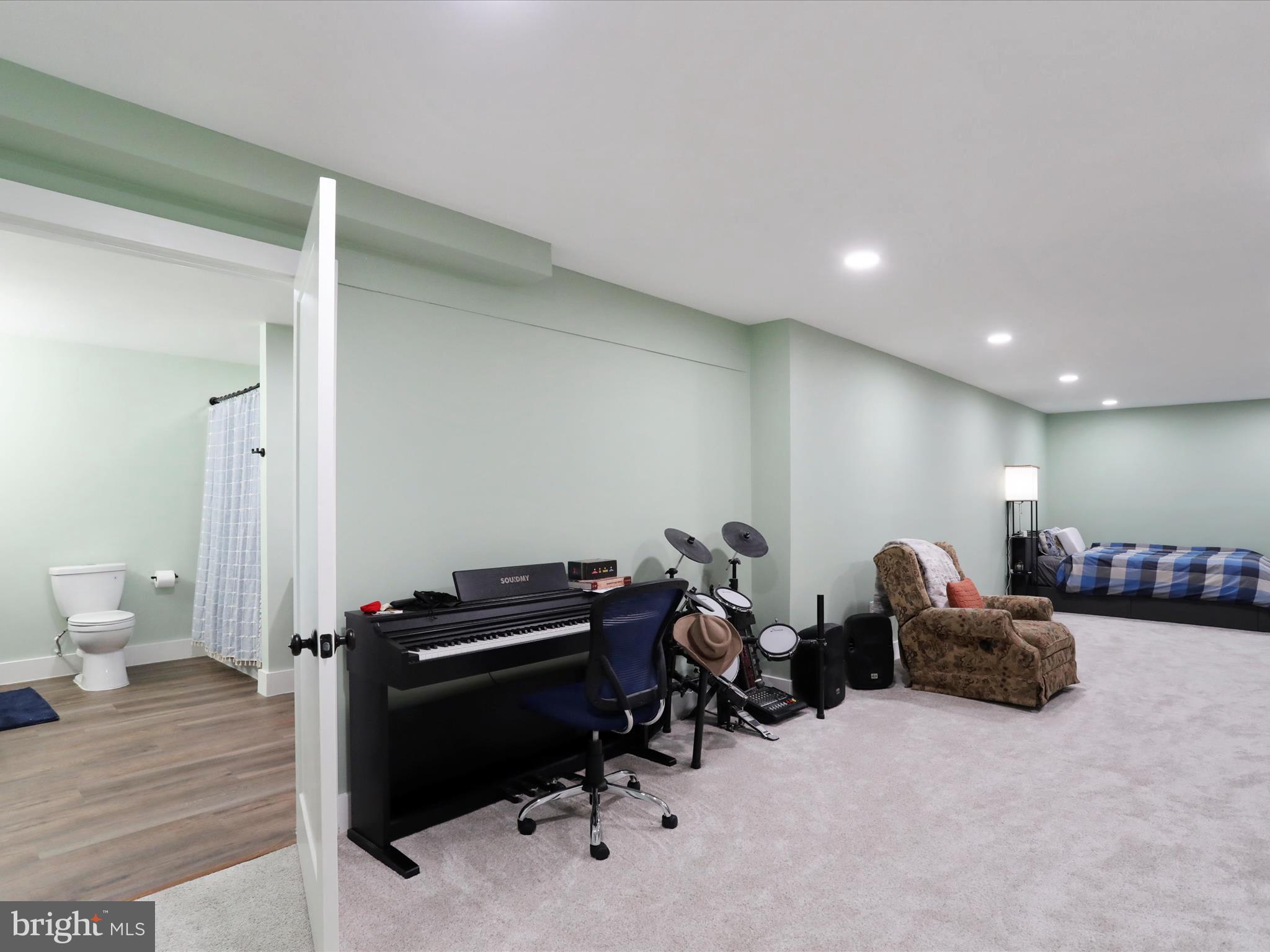 ROCK HILL ESTATES - Residential