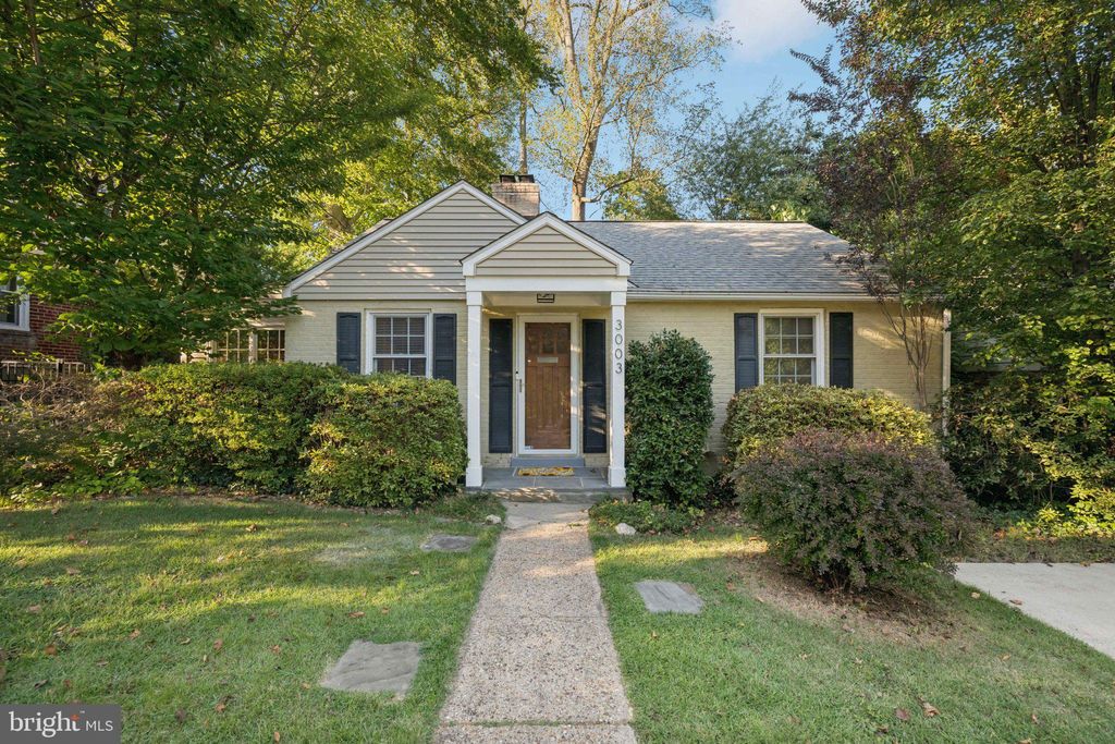 Photo of 3003 Dawson Avenue, SILVER SPRING, MD 20902 (MLS # MDMC2197910)