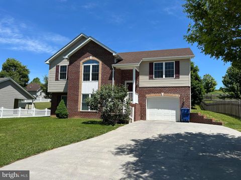 1118 ASHBY STREET FRONT ROYAL VA 22630
