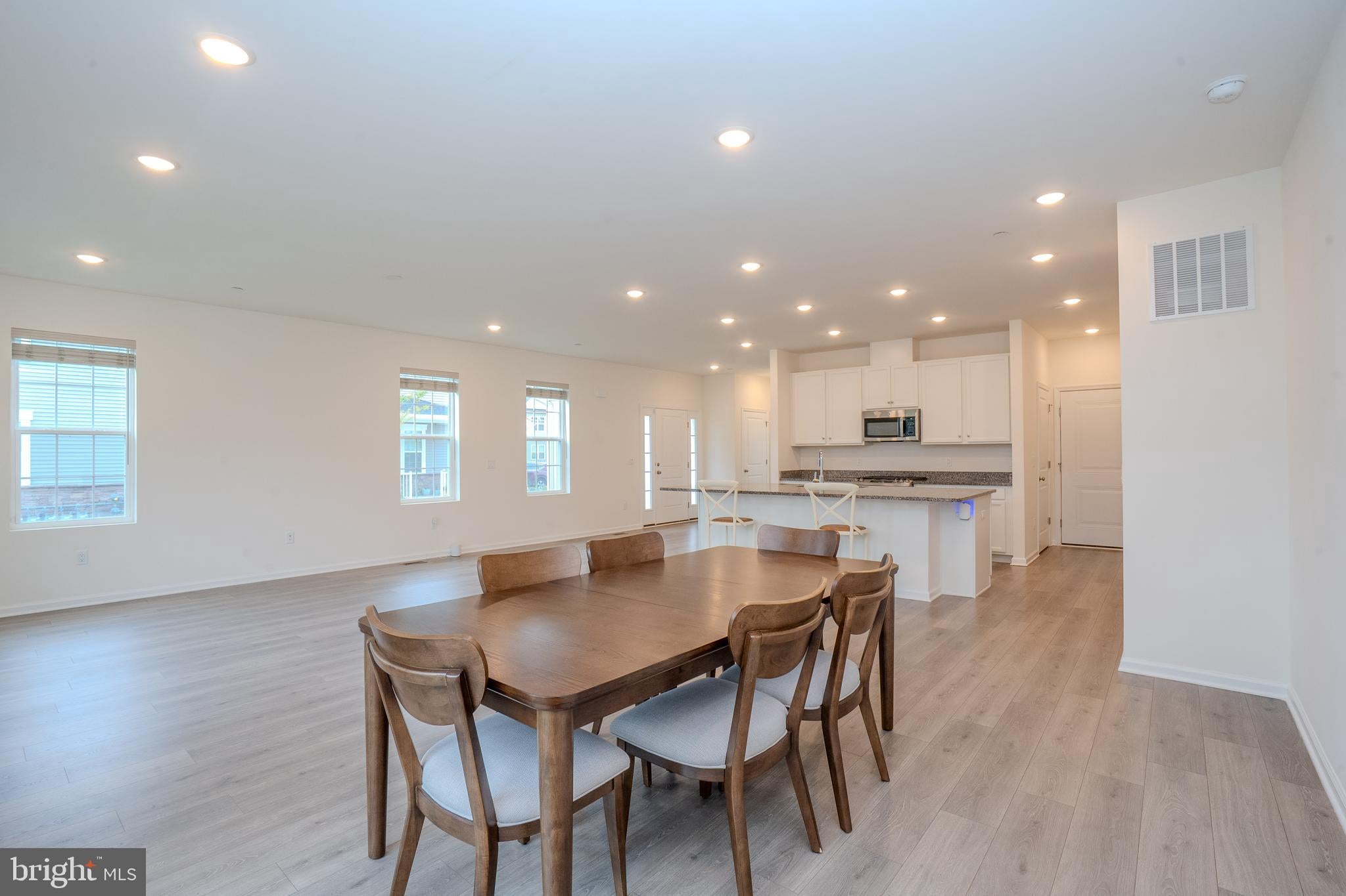 2601 AMERICAN PLACE