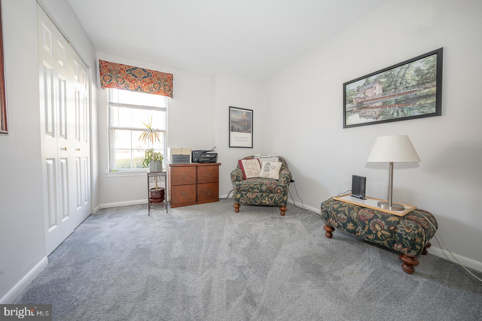 VALLEY STREAM - Residential