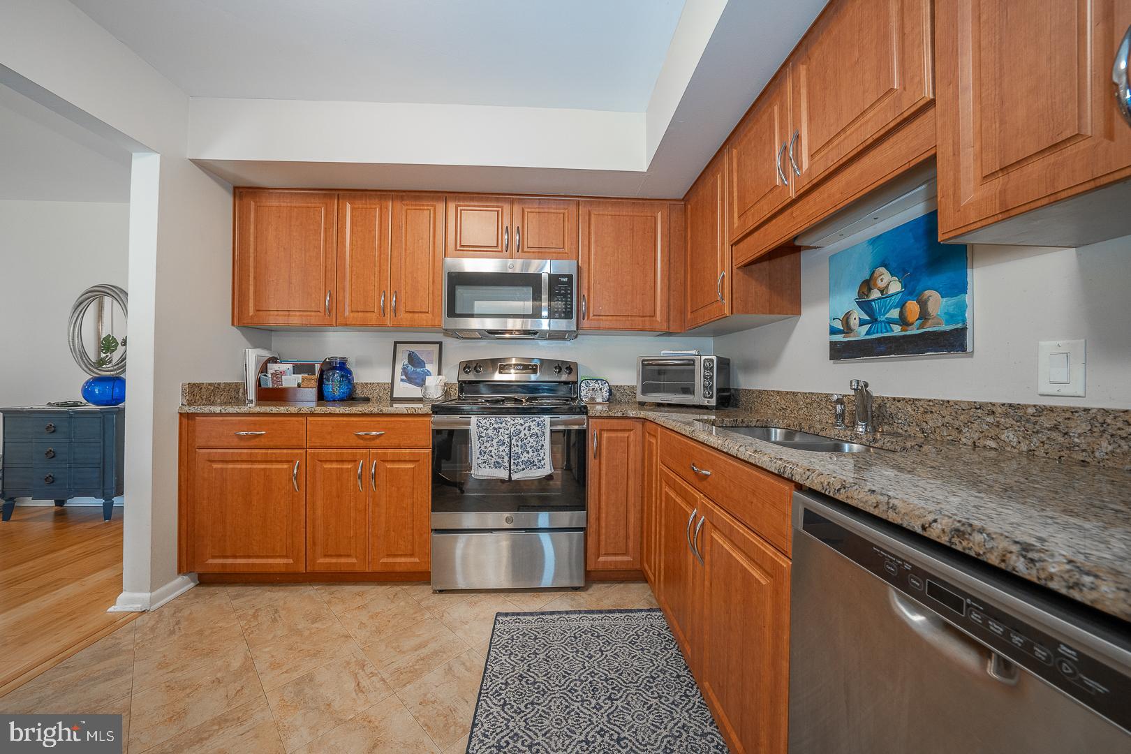 VALLEY STREAM - Residential