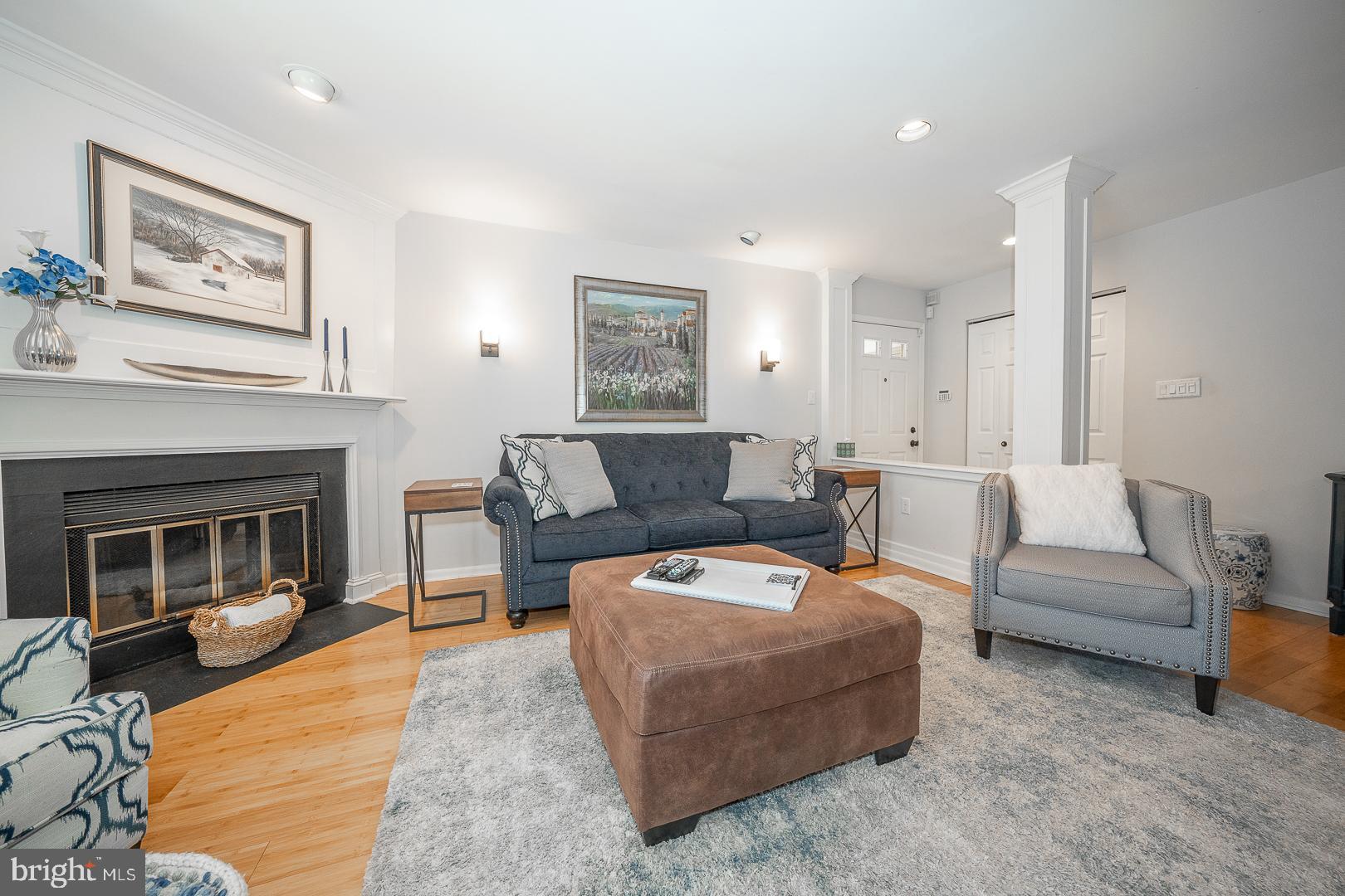 VALLEY STREAM - Residential