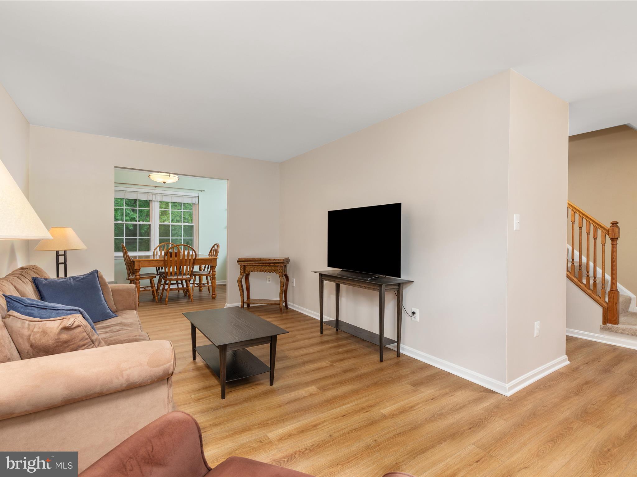 2272 GUNSMITH SQUARE