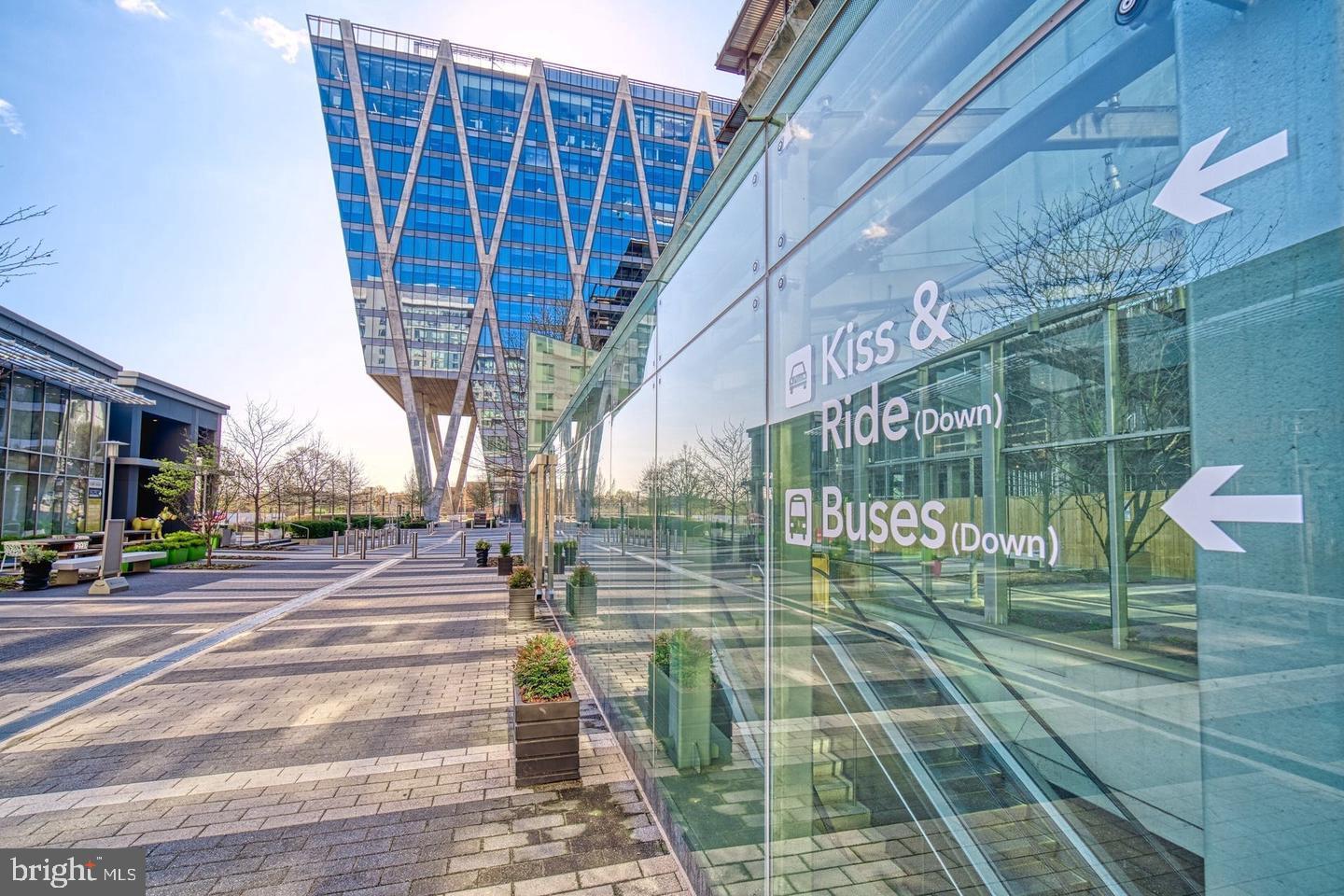 SADDLER OAKS - Residential