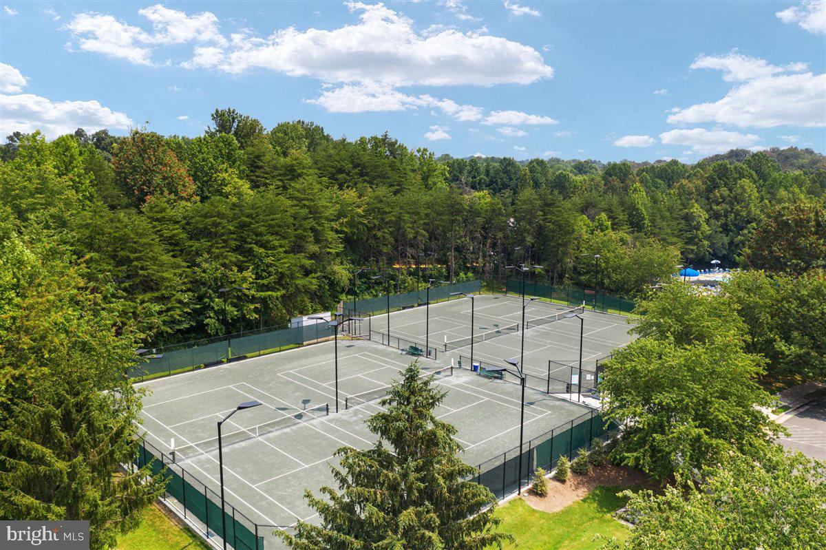 SADDLER OAKS - Residential