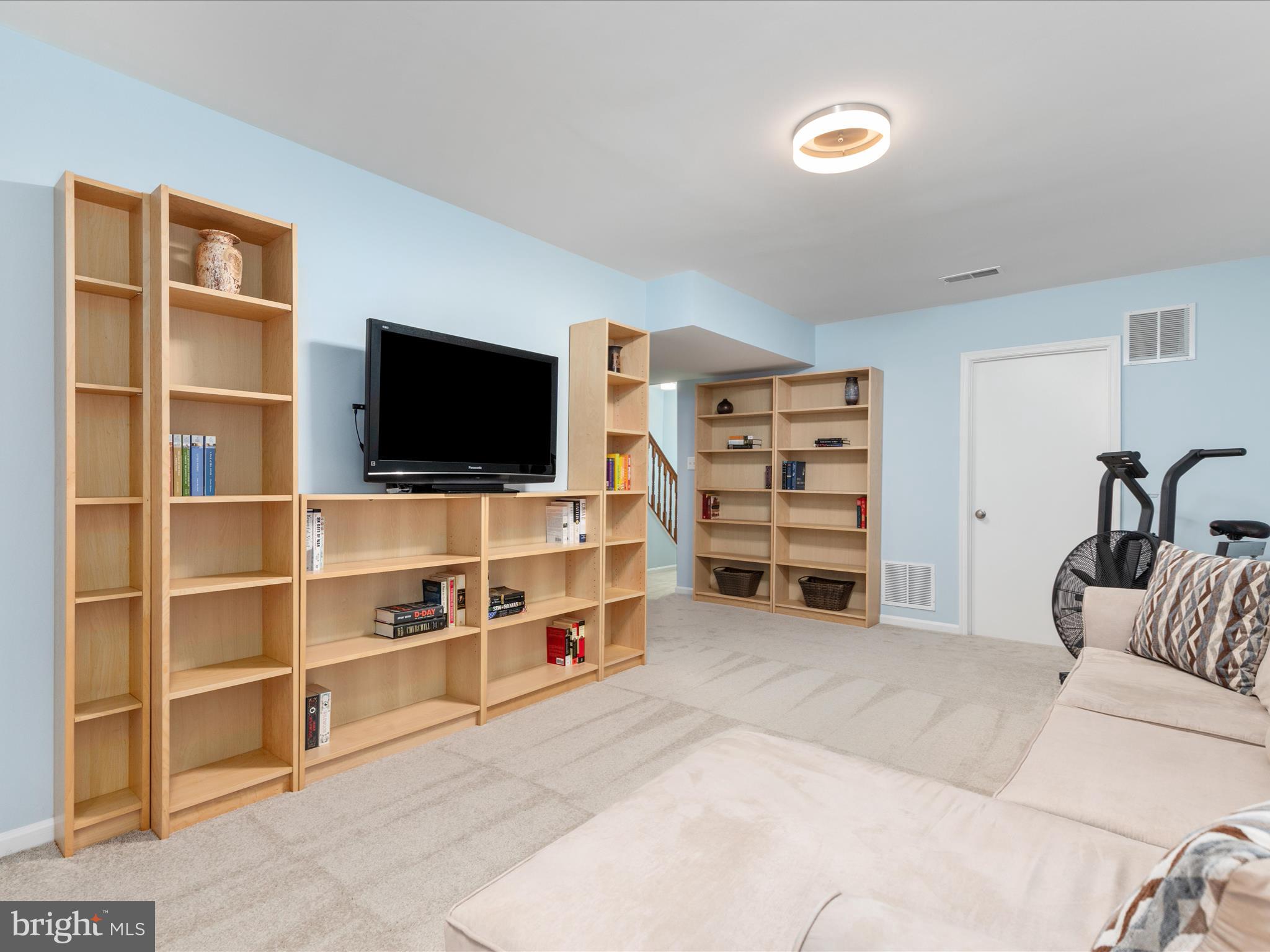 SADDLER OAKS - Residential