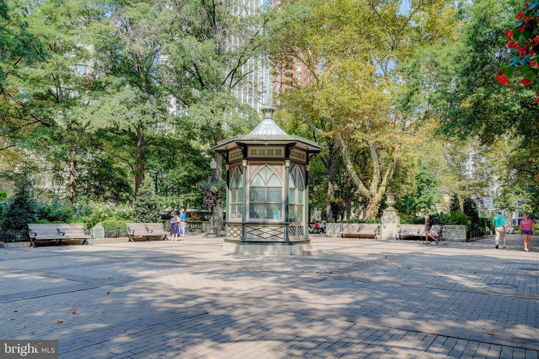 RITTENHOUSE SQUARE - Residential