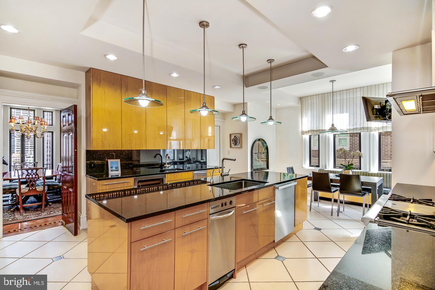 RITTENHOUSE SQUARE - Residential