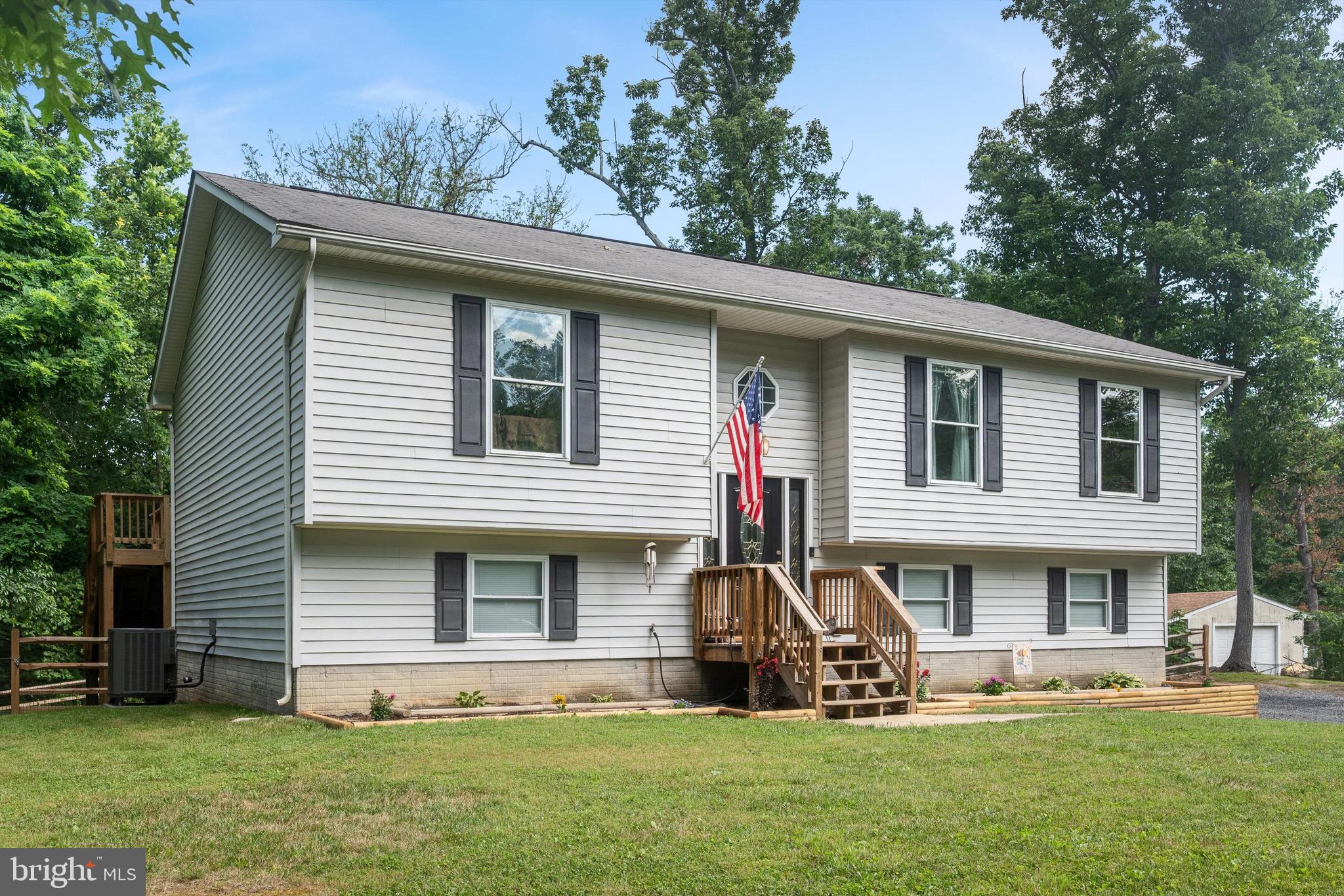 779 WESTERN LANE