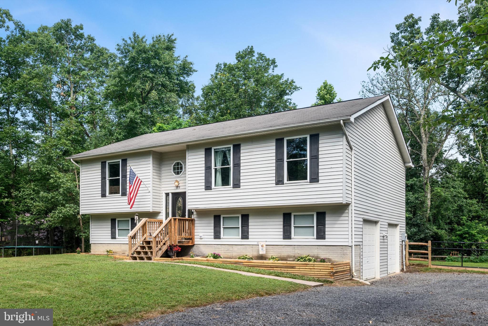 779 WESTERN LANE
