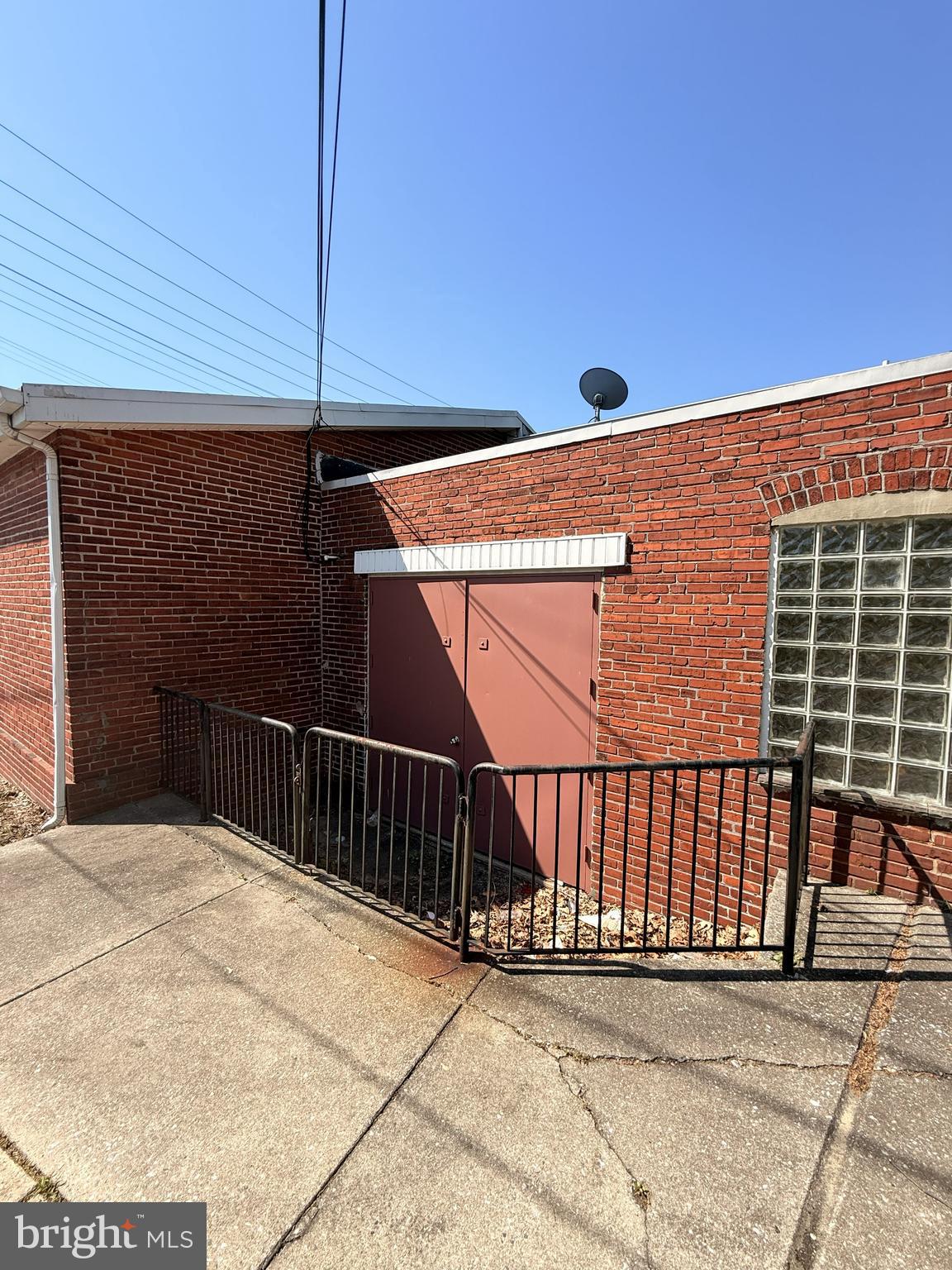101 W NICHOLSON ROAD